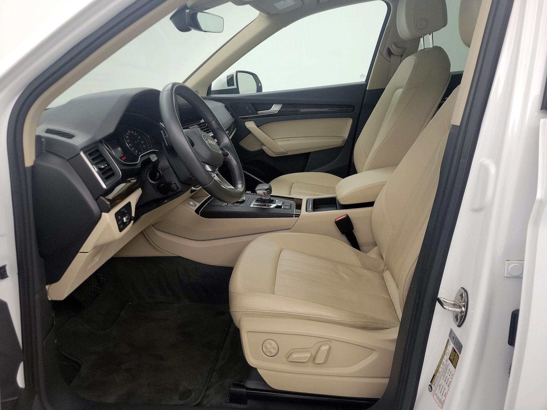 Thumbnail: 2019 Audi Q5 - 11