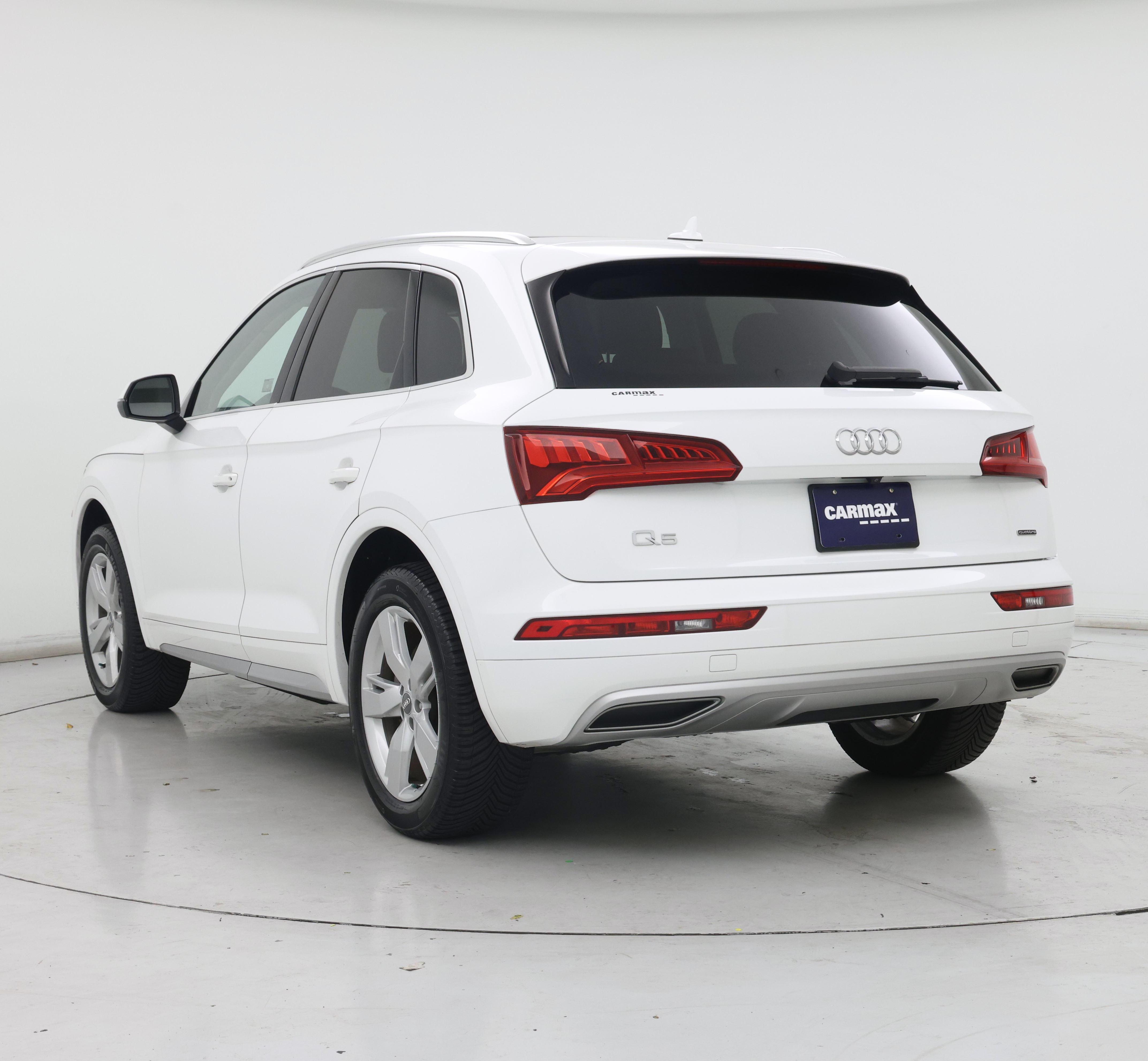 Thumbnail: 2019 Audi Q5 - 2