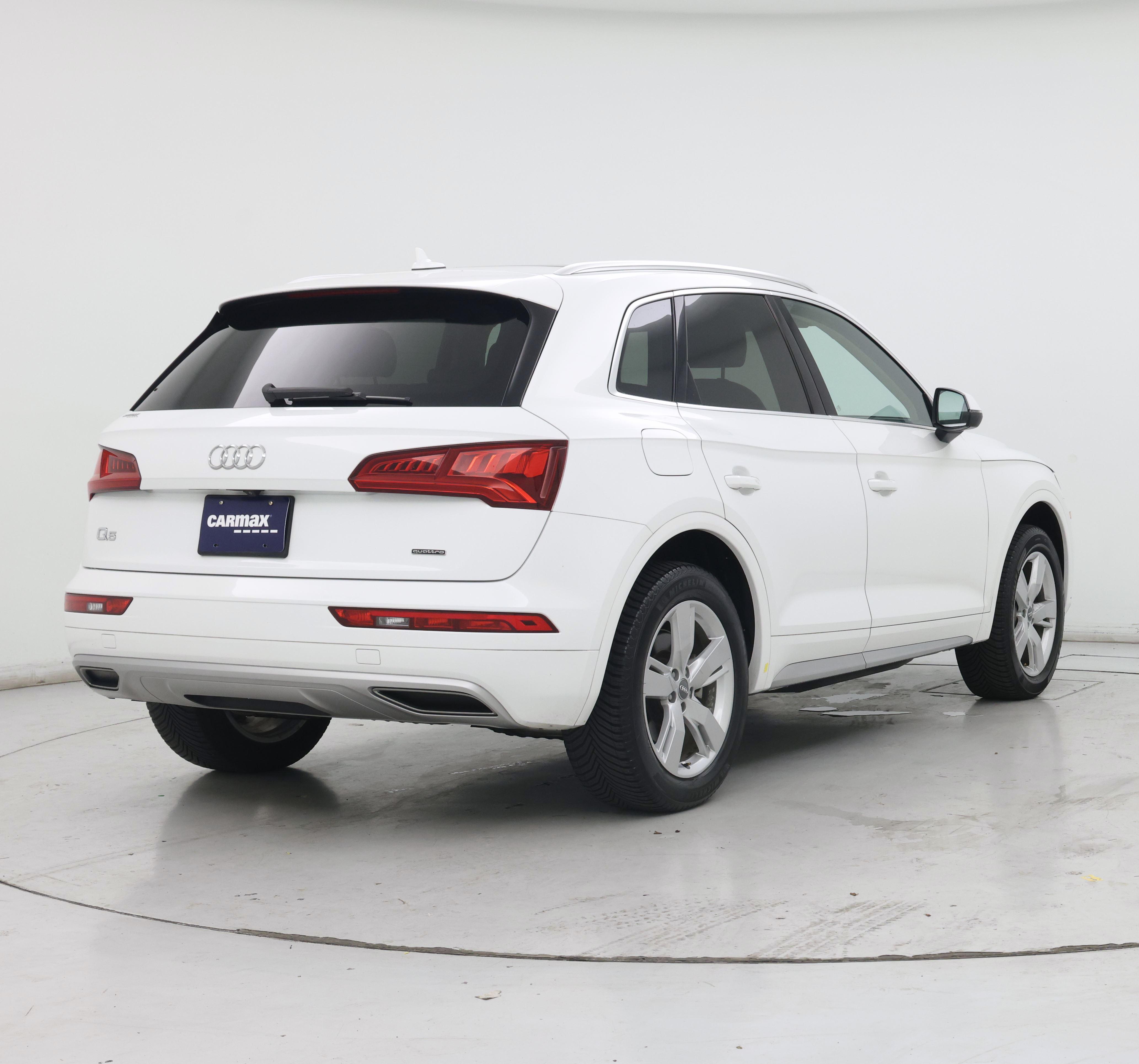 Thumbnail: 2019 Audi Q5 - 8