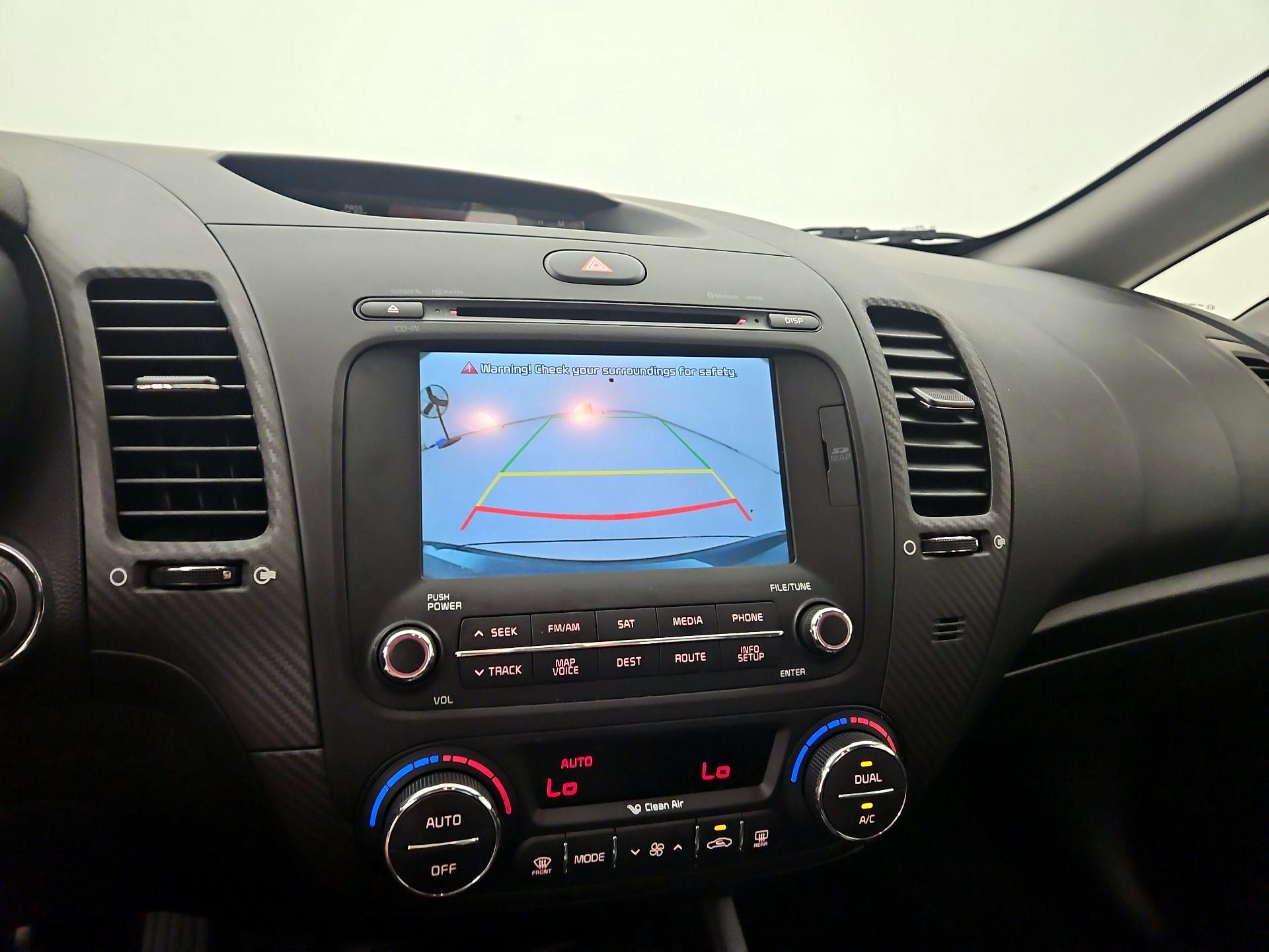 Thumbnail: 2014 Kia Cadenza - 15