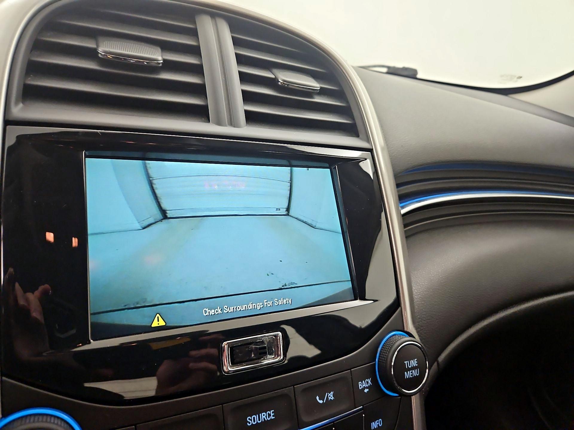 Thumbnail: 2014 Chevrolet Malibu - 14