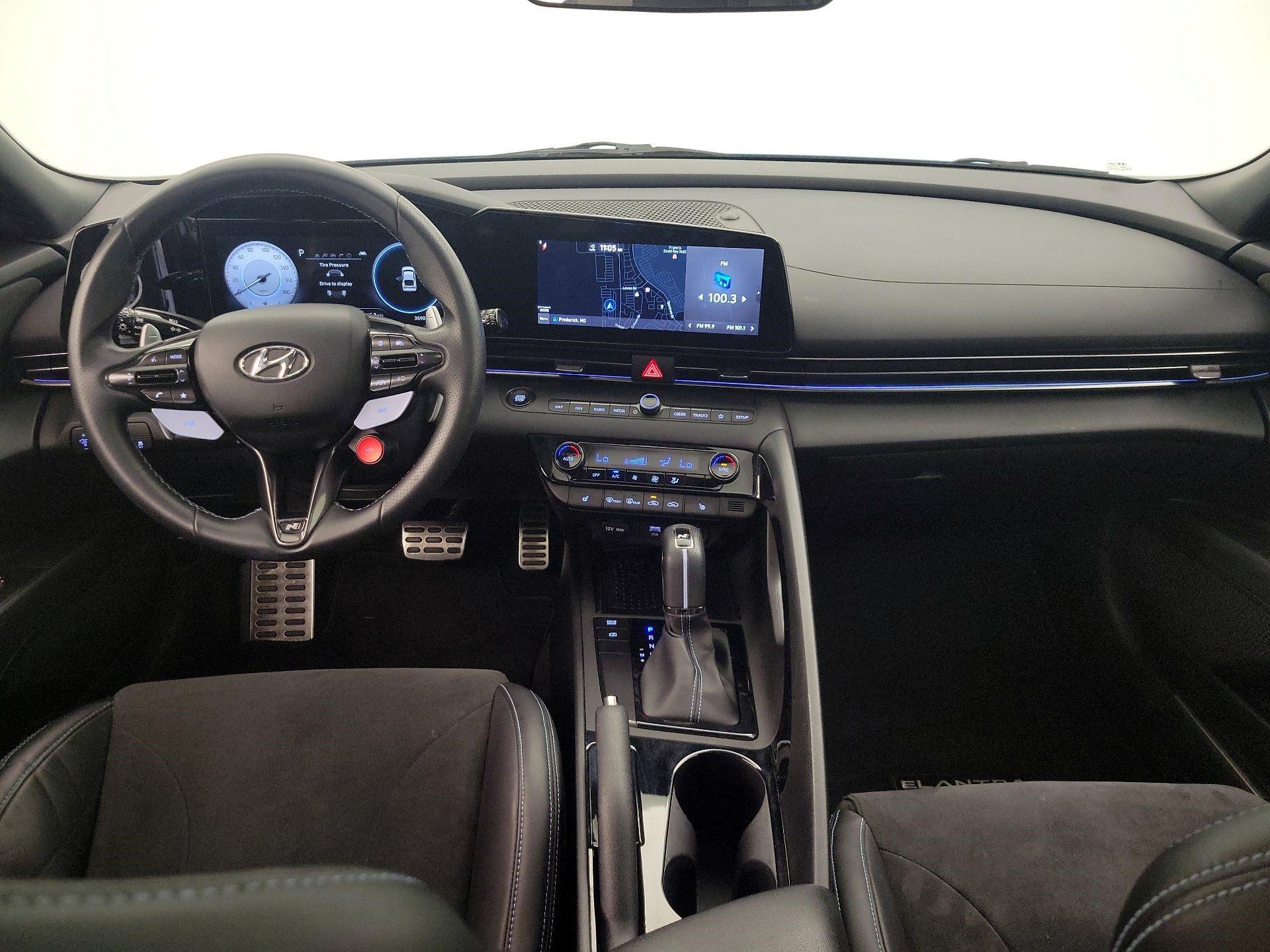 Thumbnail: 2022 Hyundai Elantra - 9