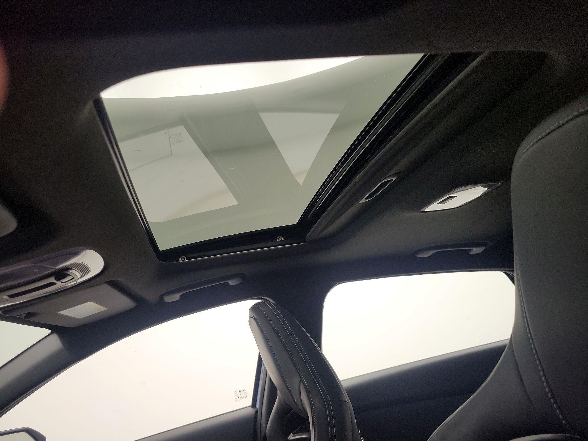 Thumbnail: 2022 Hyundai Elantra - 20