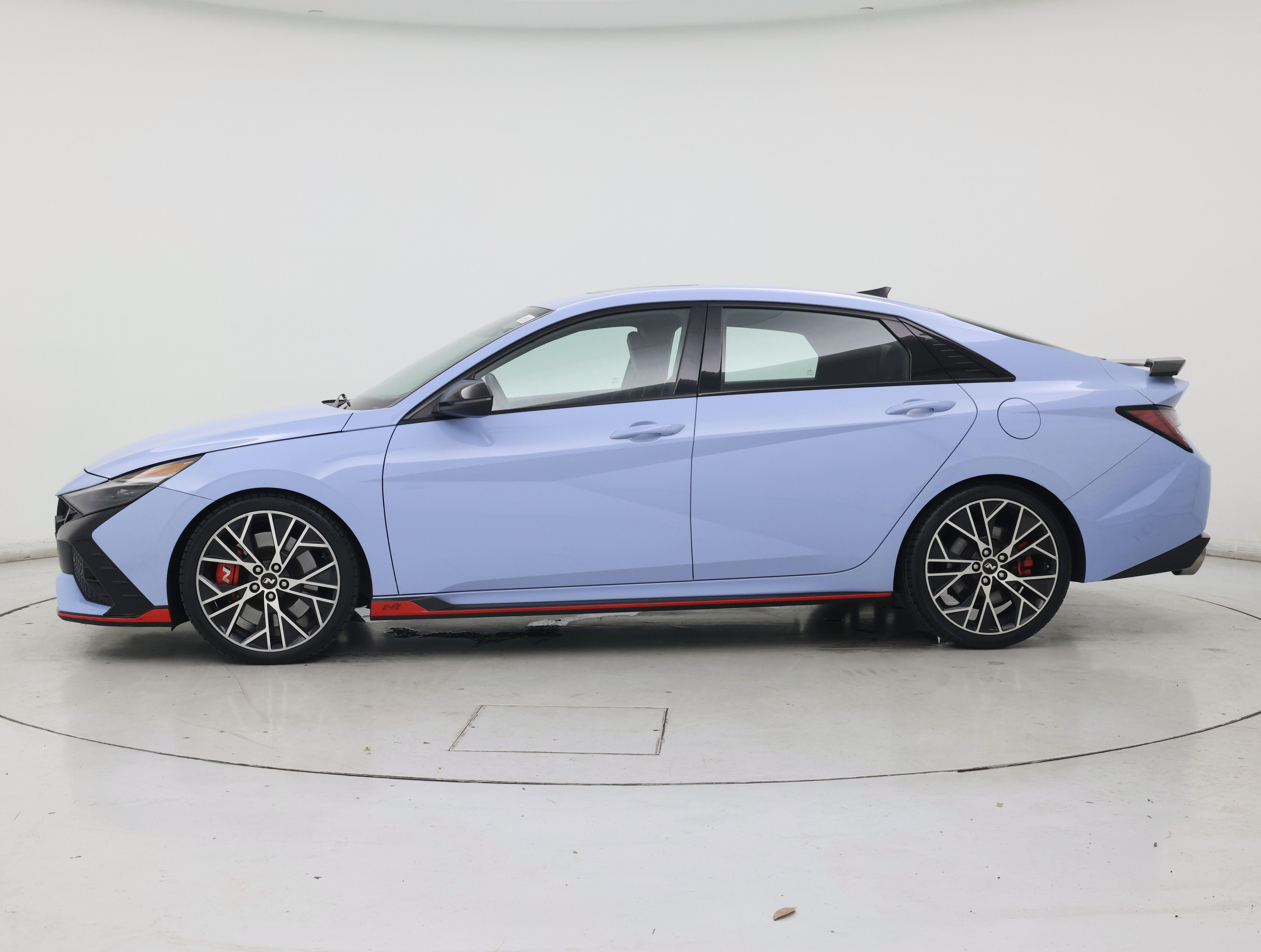 Thumbnail: 2022 Hyundai Elantra - 3