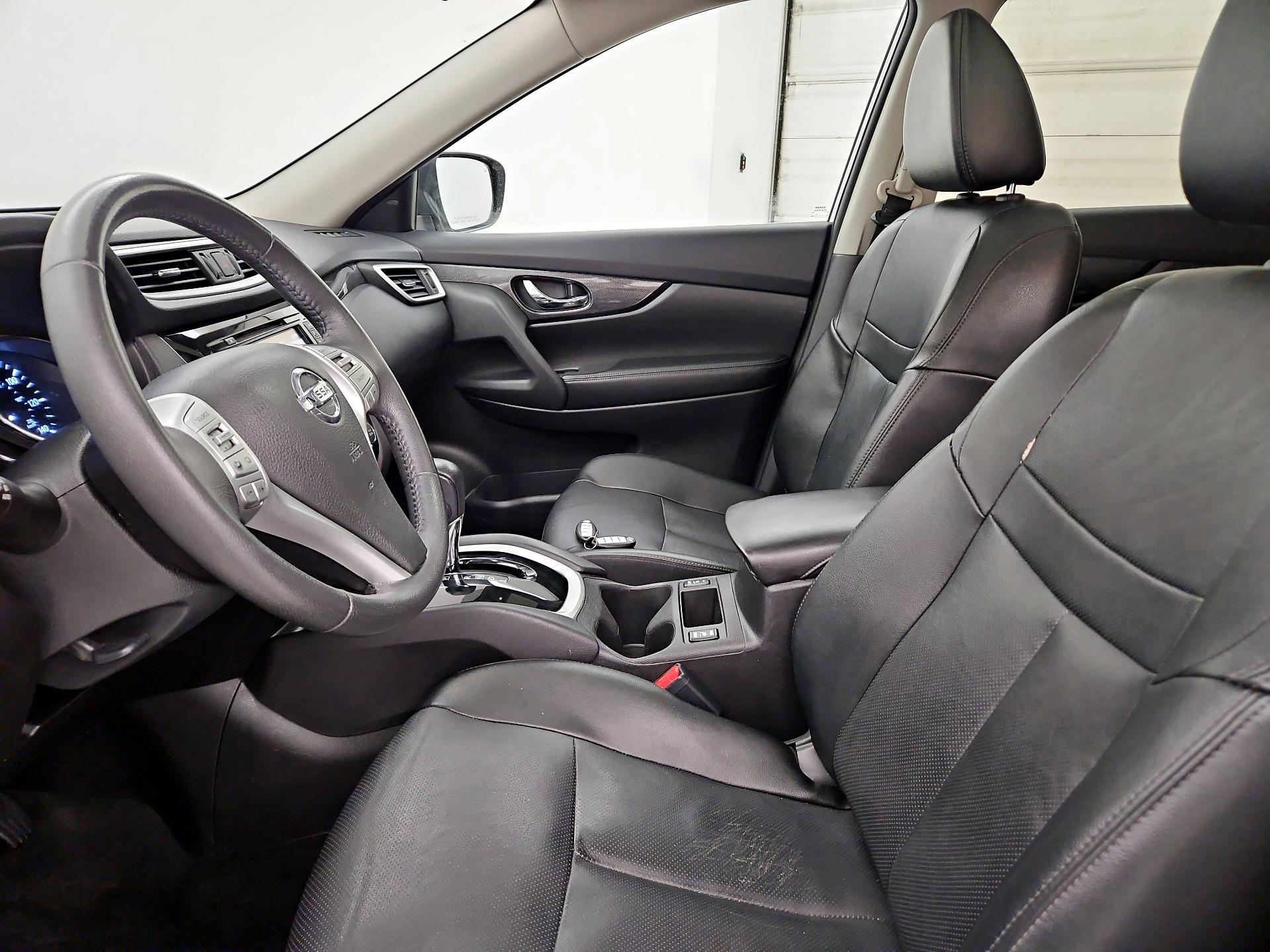 Thumbnail: 2016 Nissan Rogue - 11