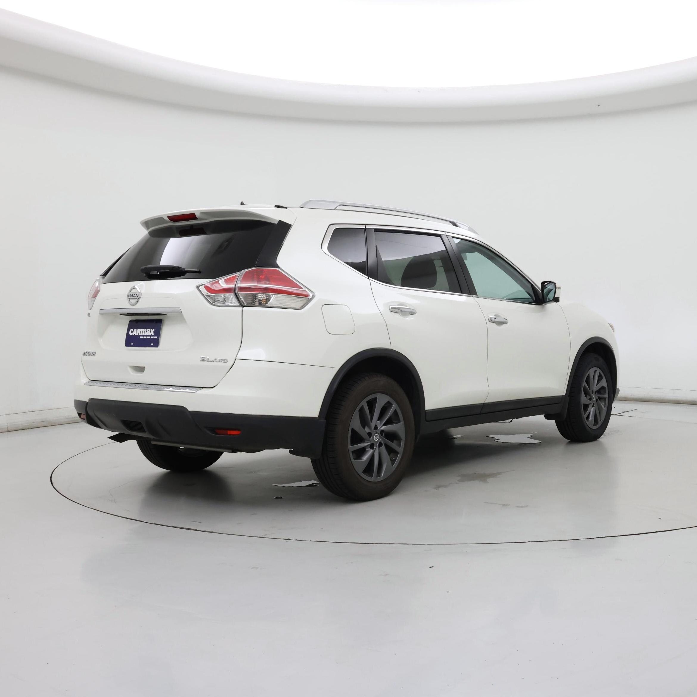Thumbnail: 2016 Nissan Rogue - 8