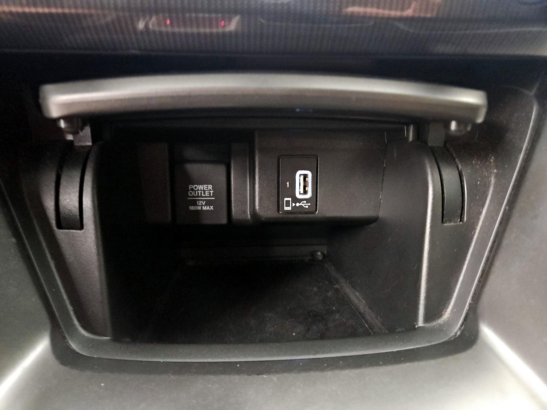 Thumbnail: 2018 Honda Accord - 18