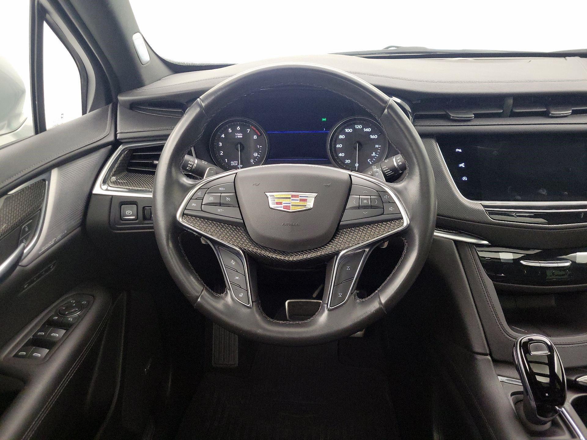 Thumbnail: 2020 Cadillac XT5 - 10