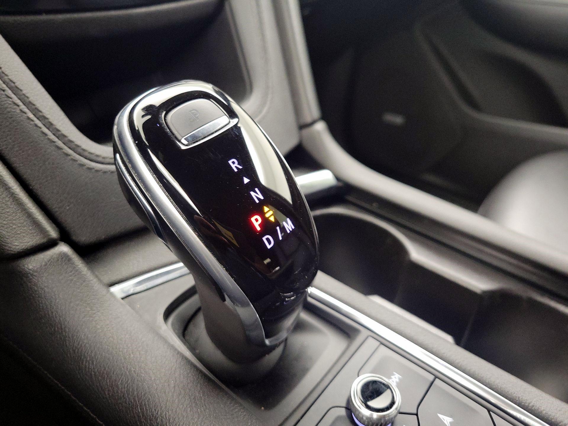 Thumbnail: 2020 Cadillac XT5 - 18