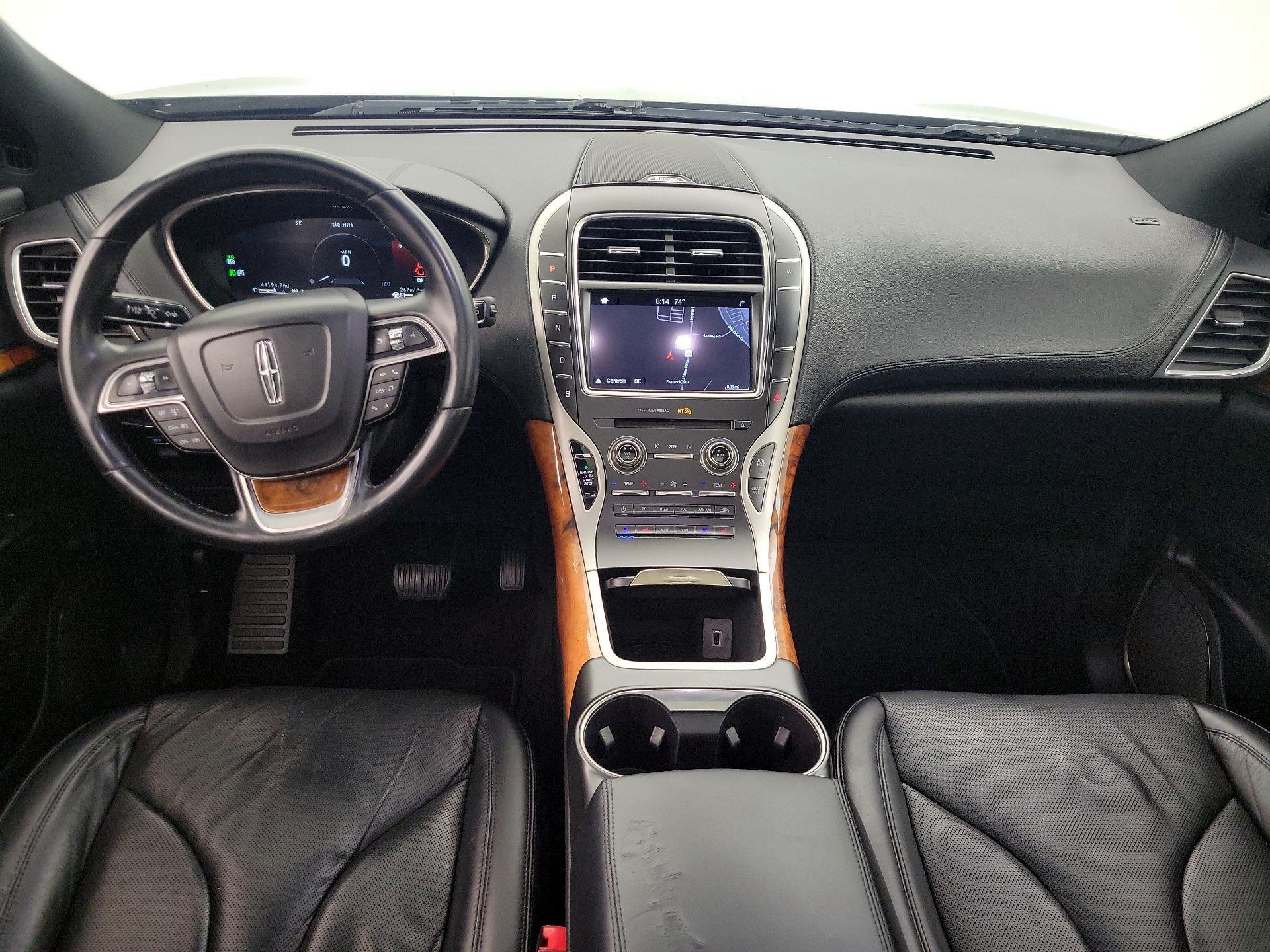 Thumbnail: 2019 Lincoln Nautilus - 9