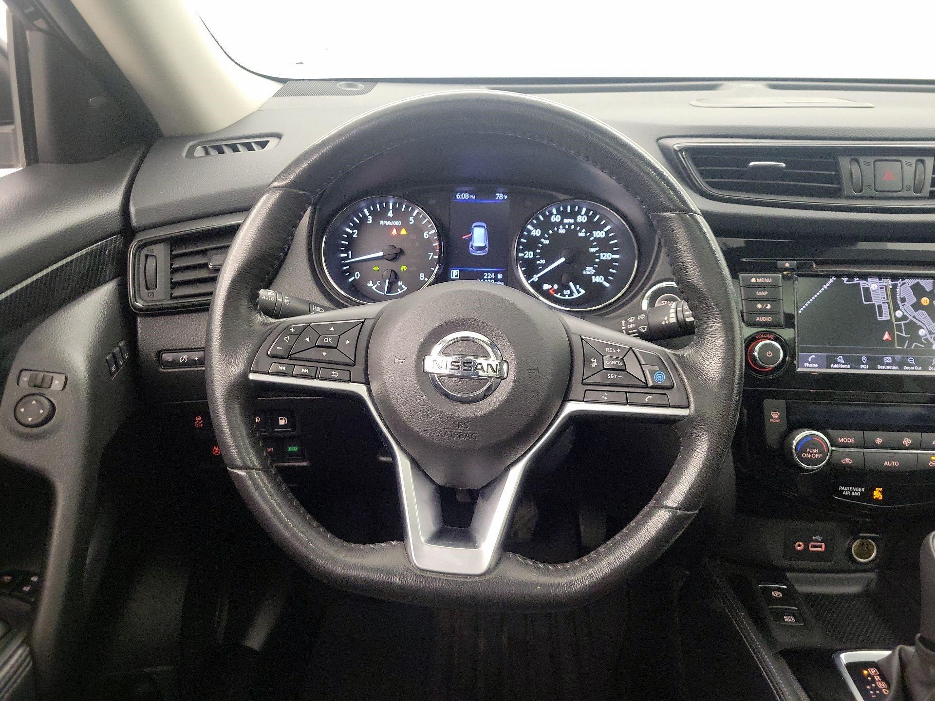 Thumbnail: 2018 Nissan Rogue - 10