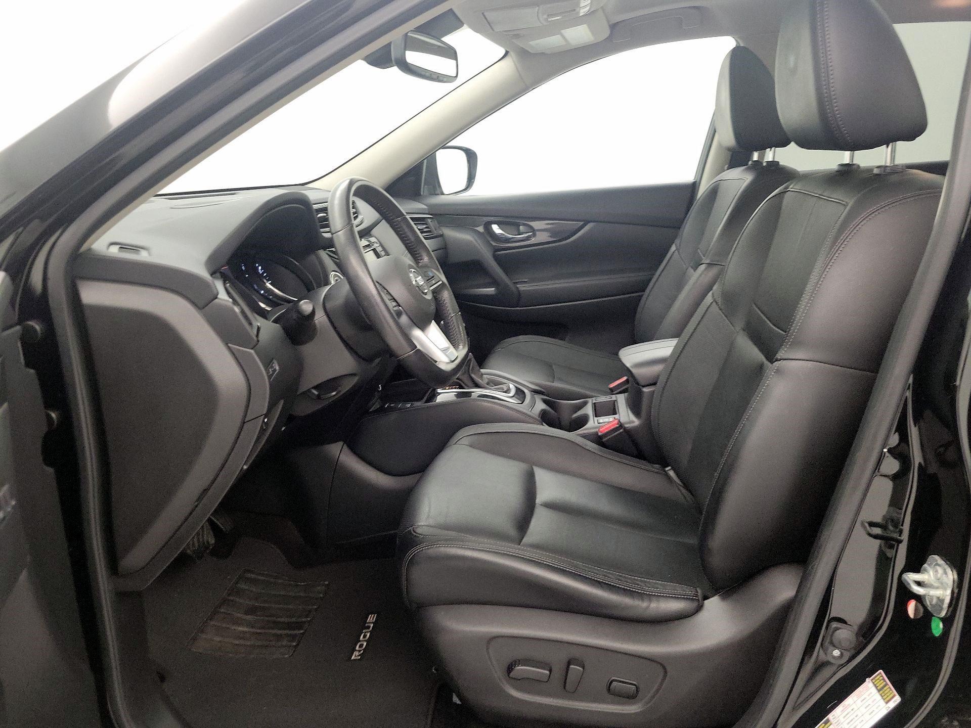Thumbnail: 2018 Nissan Rogue - 11