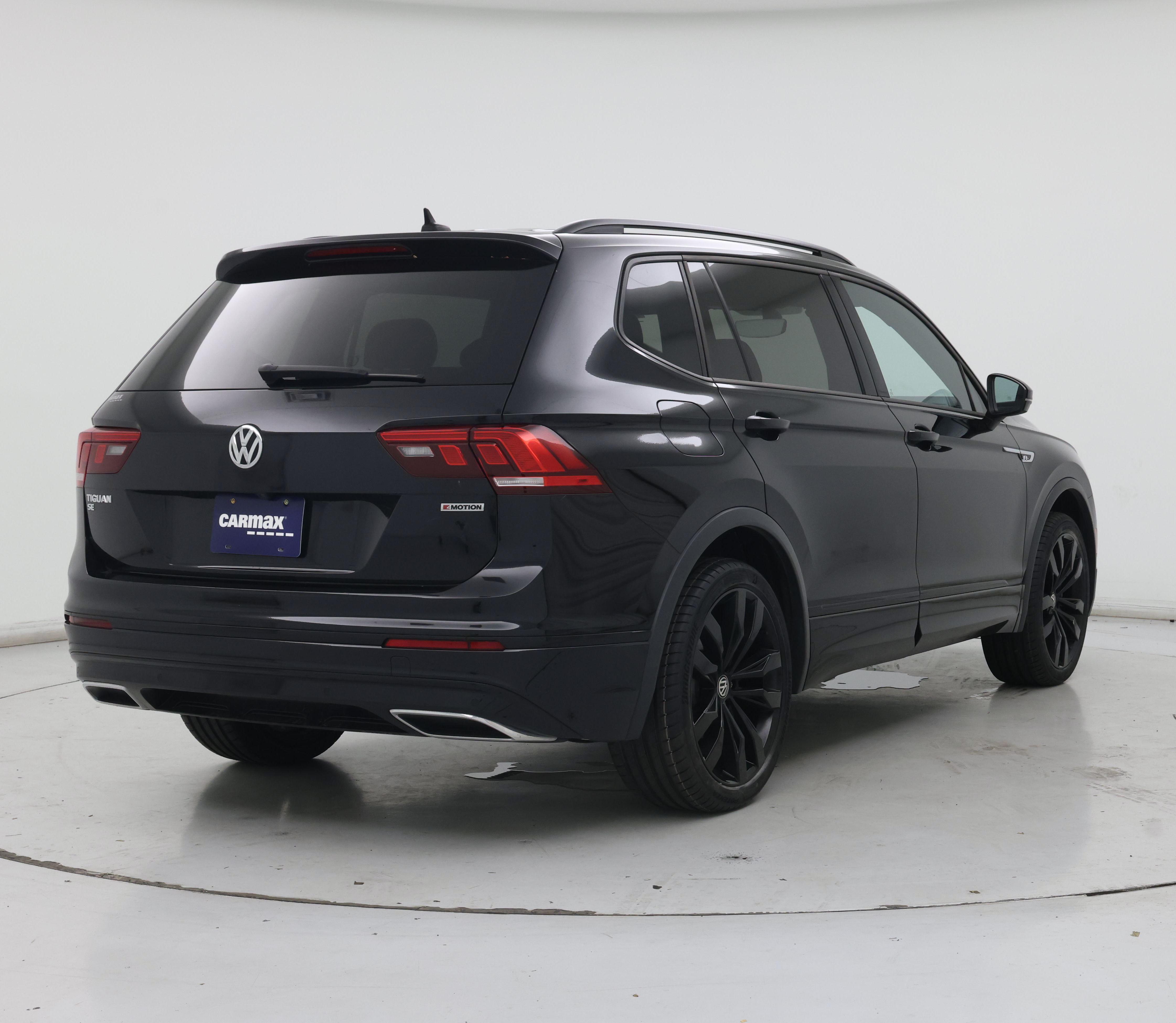 Thumbnail: 2021 Volkswagen Tiguan - 8