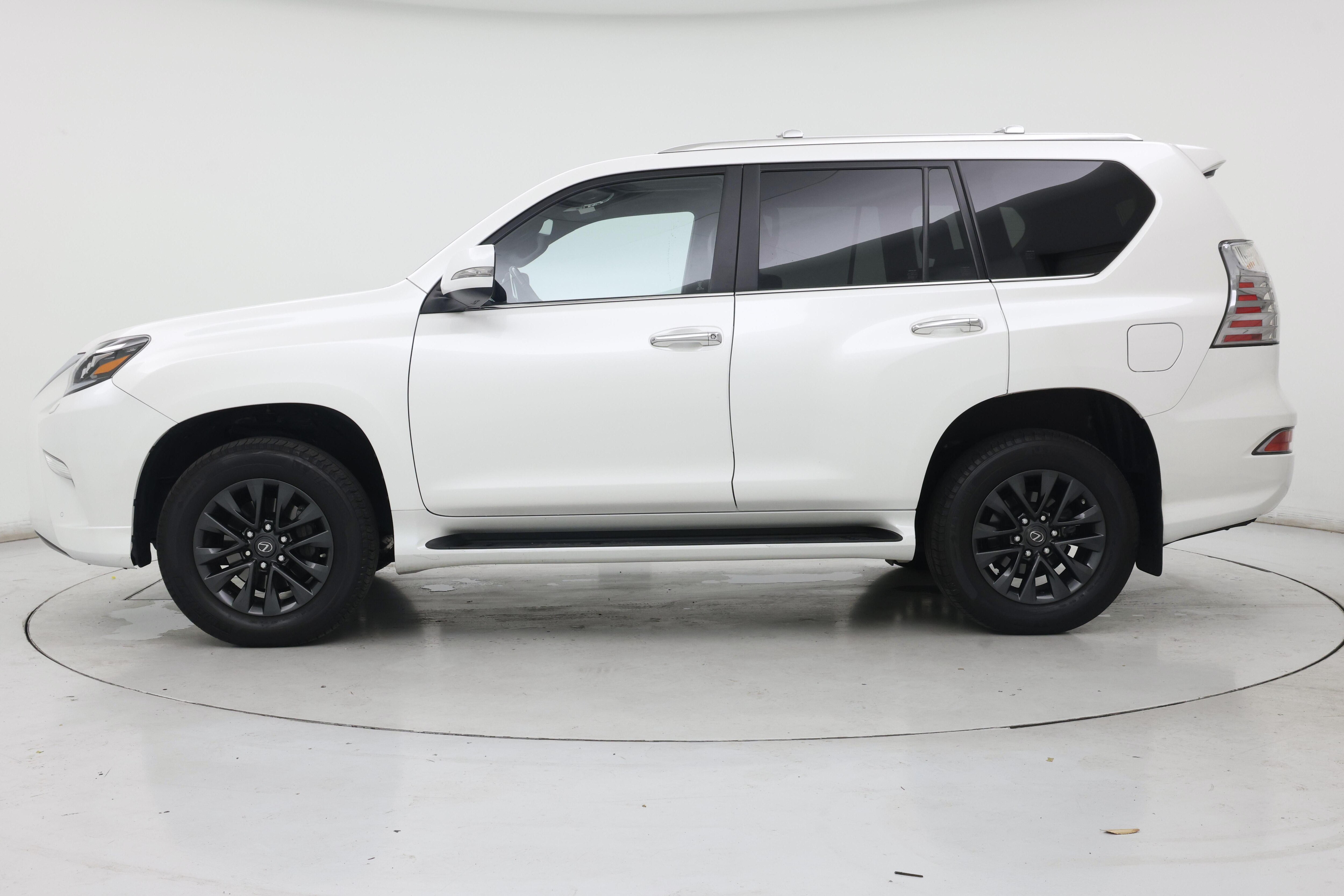 Thumbnail: 2023 Lexus GX - 3