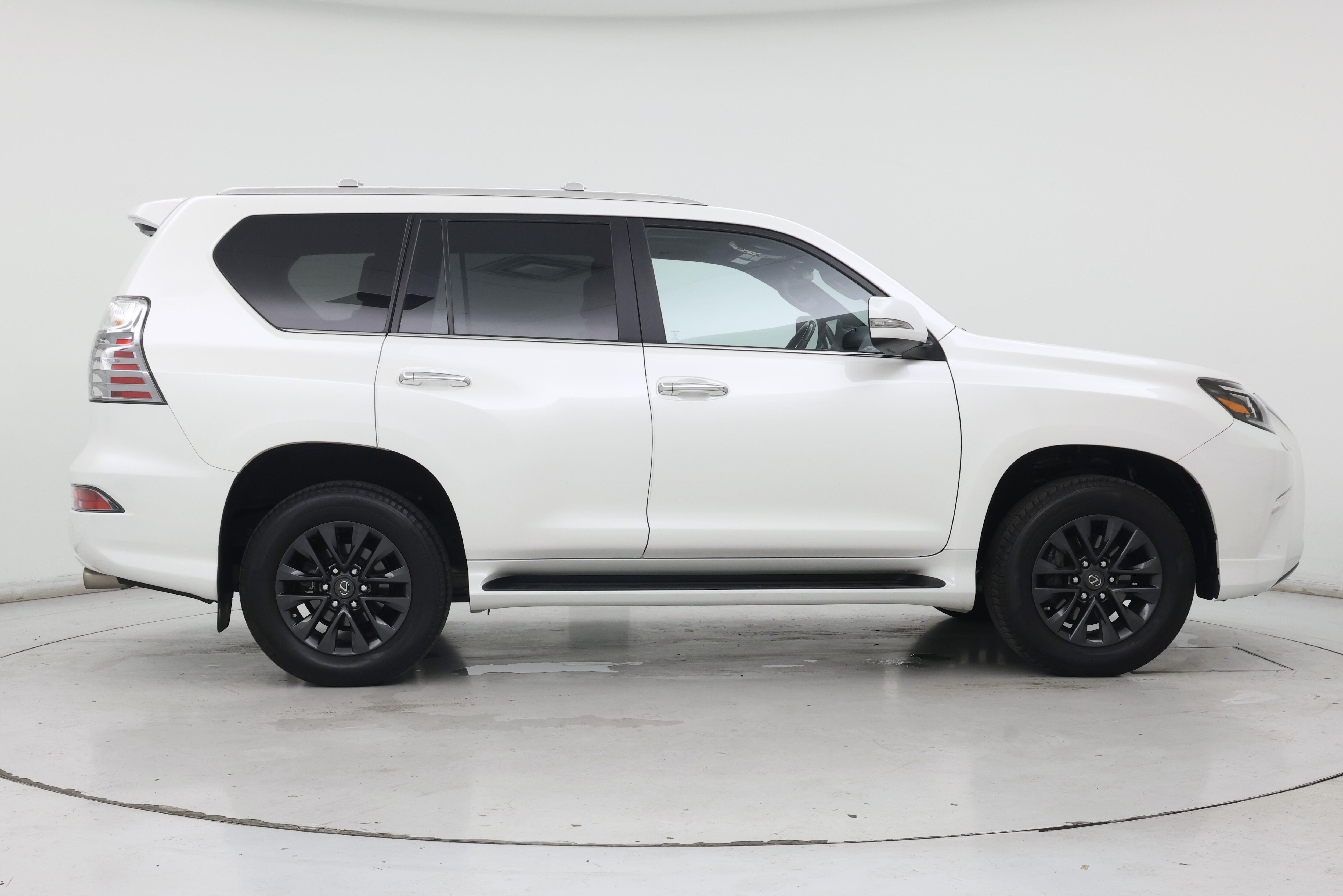 Thumbnail: 2023 Lexus GX - 7