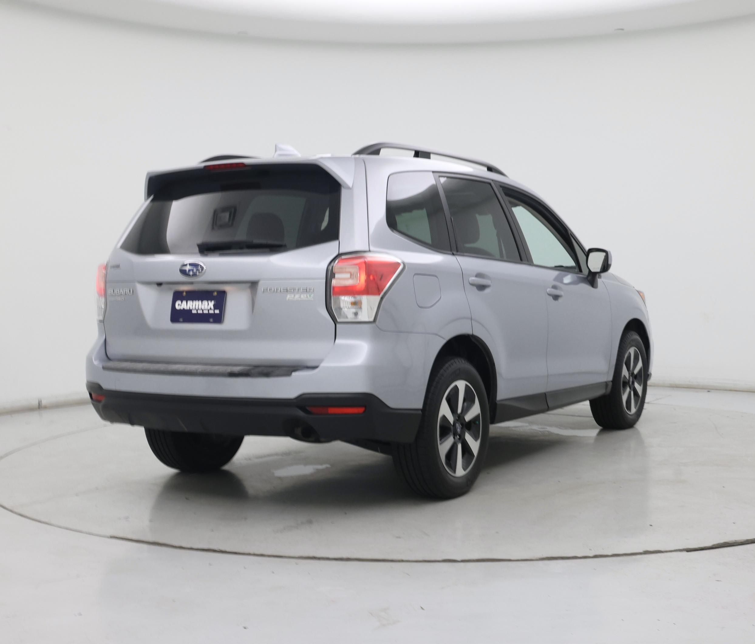 Thumbnail: 2017 Subaru Forester - 8