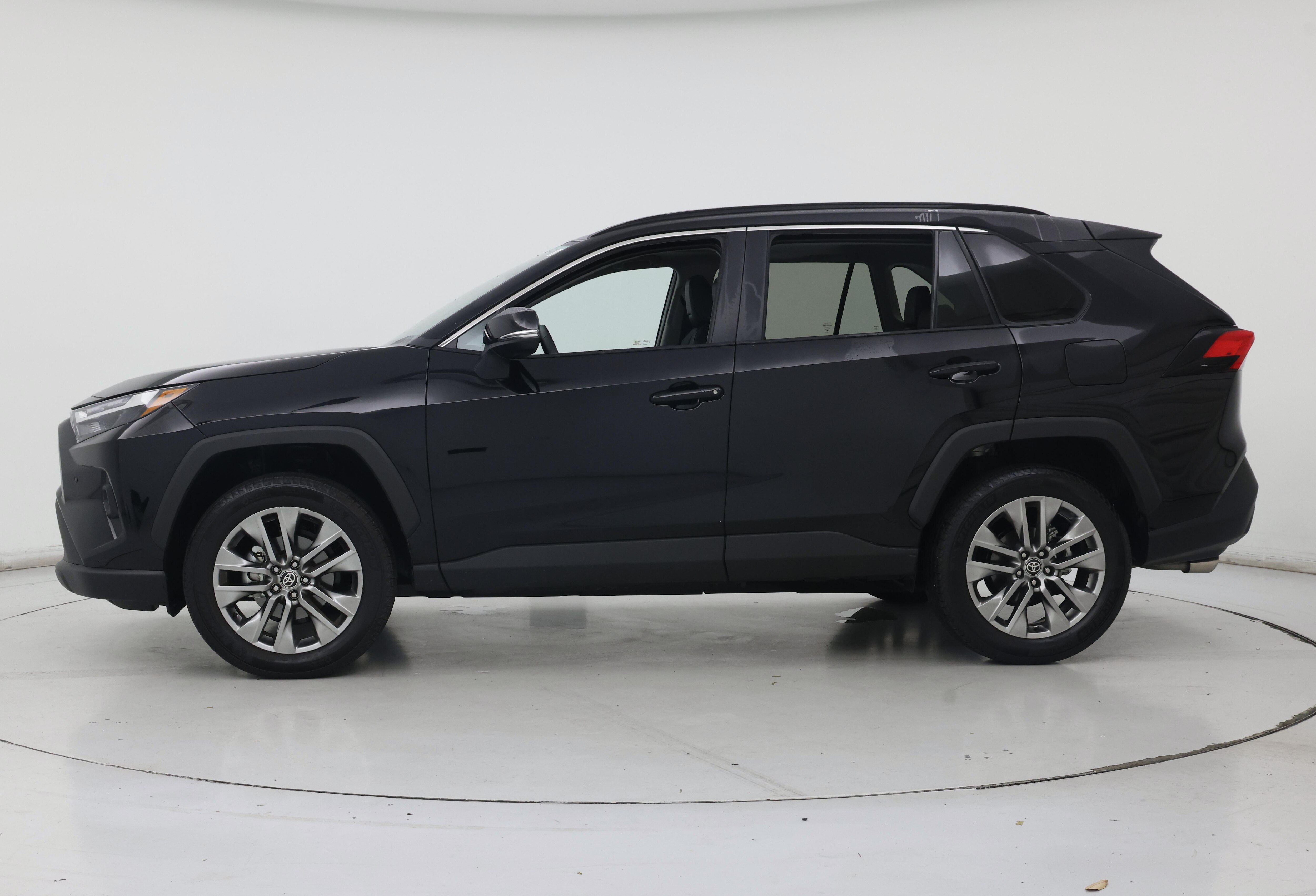 Thumbnail: 2024 Toyota RAV4 - 3
