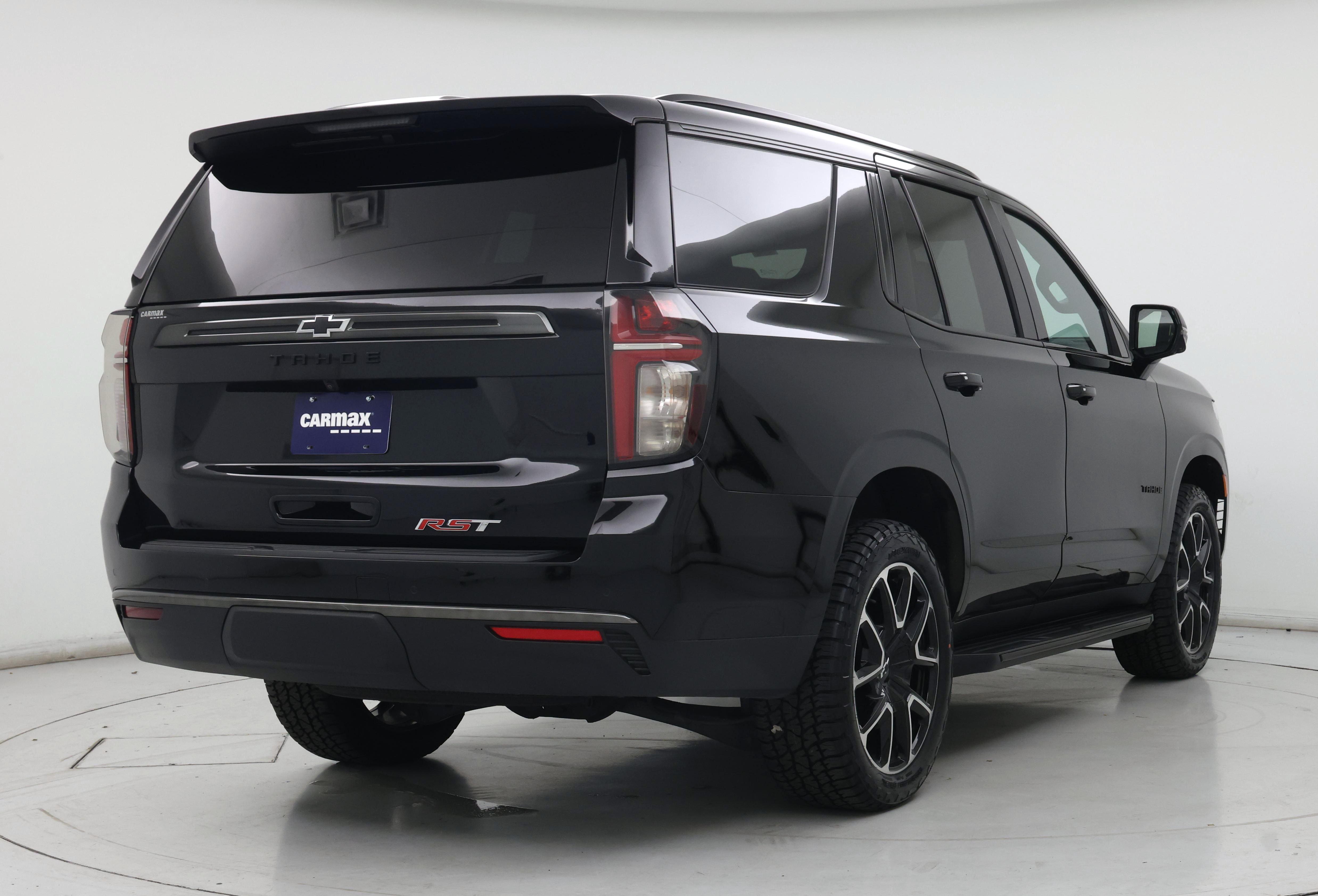 Thumbnail: 2022 Chevrolet Tahoe - 8