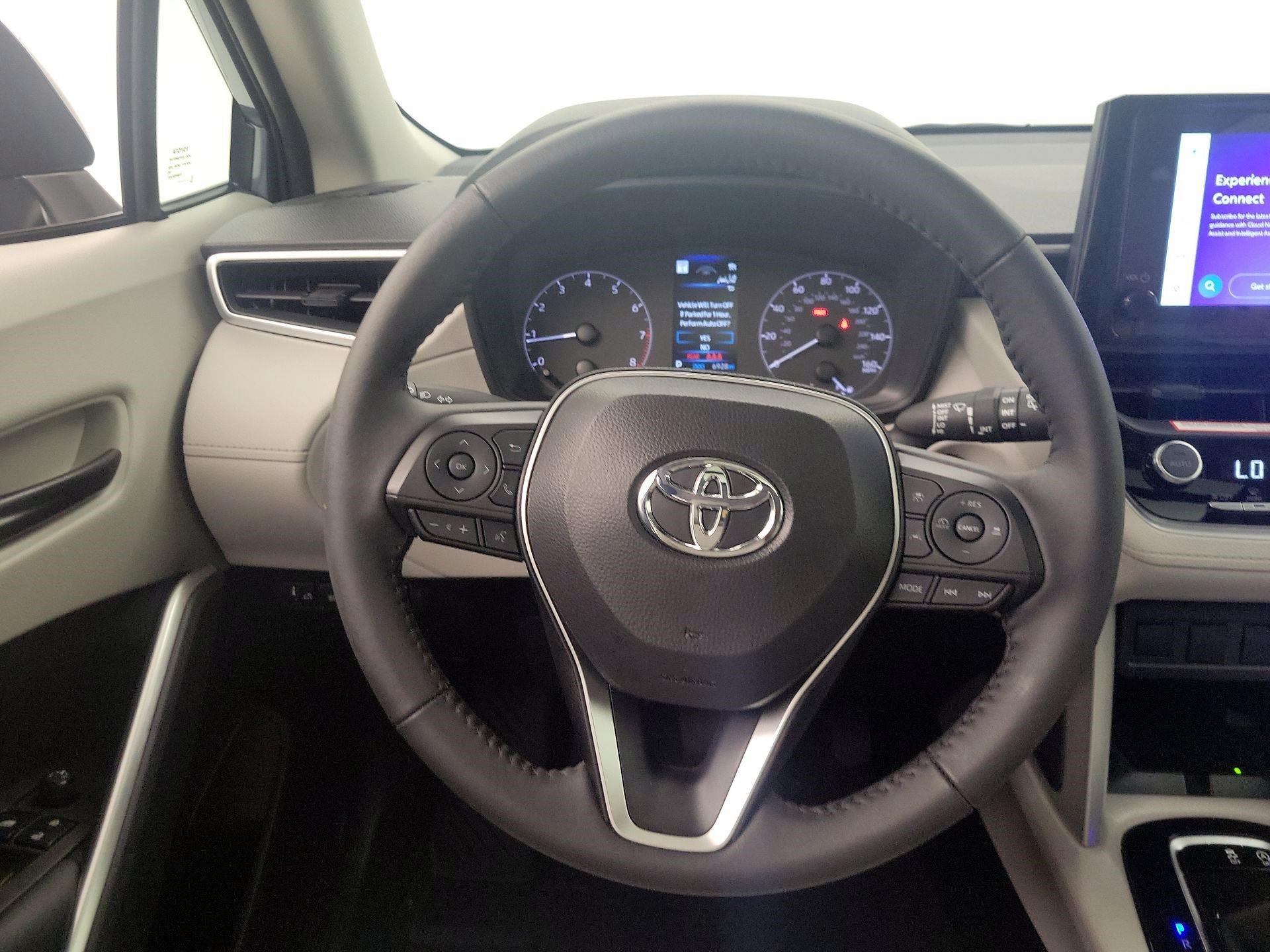 Thumbnail: 2024 Toyota Corolla Cross - 10