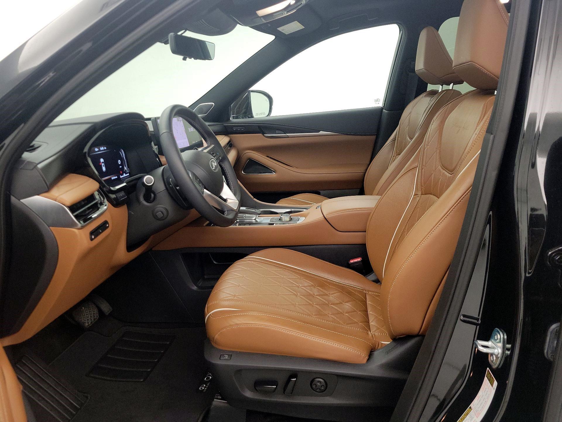 Thumbnail: 2023 INFINITI QX60 - 11