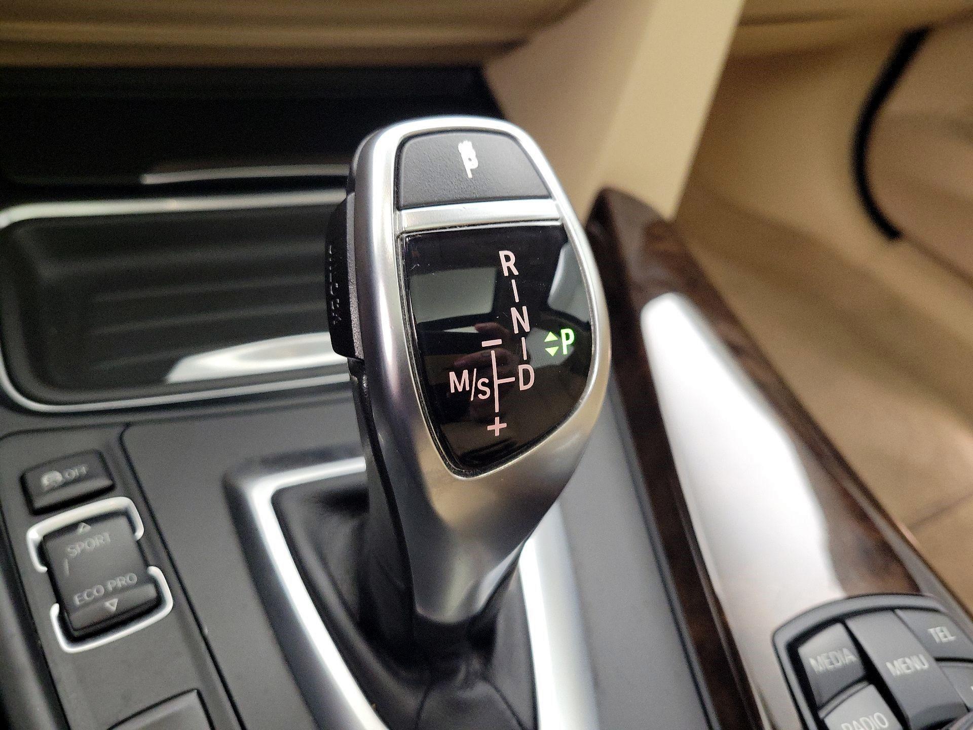 Thumbnail: 2014 BMW 3 Series - 18