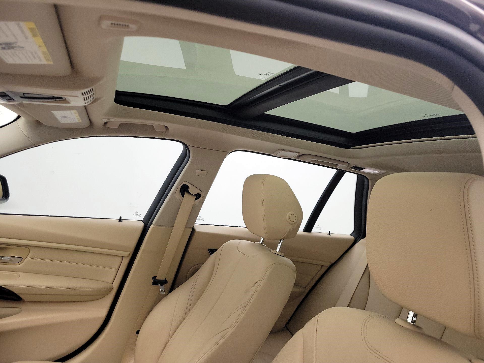 Thumbnail: 2014 BMW 3 Series - 20