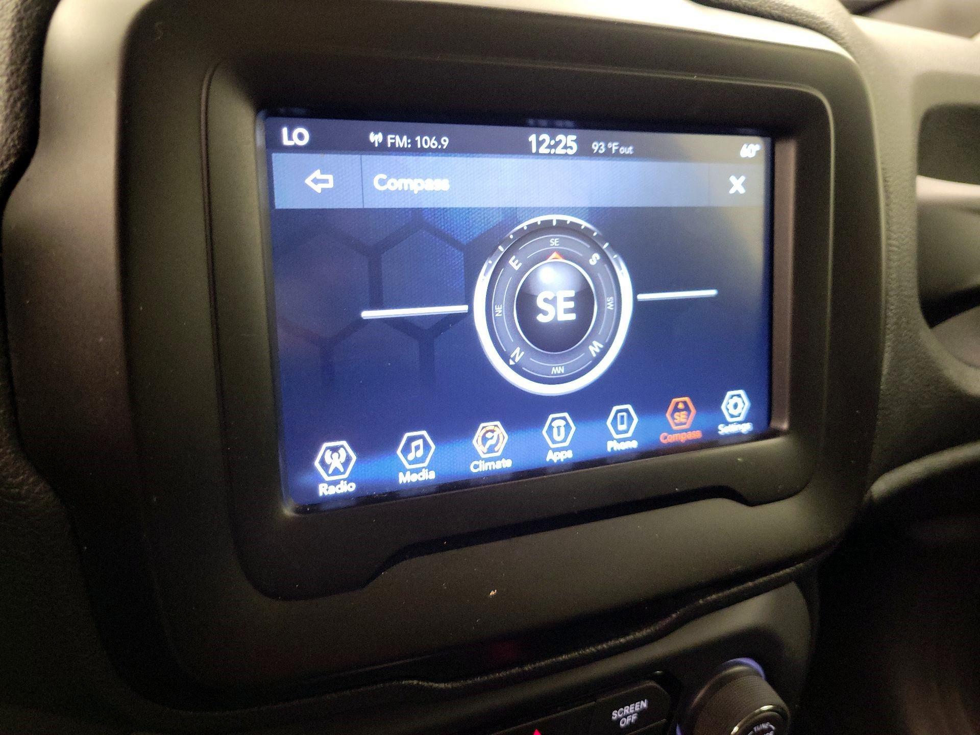 Thumbnail: 2019 Jeep Renegade - 14