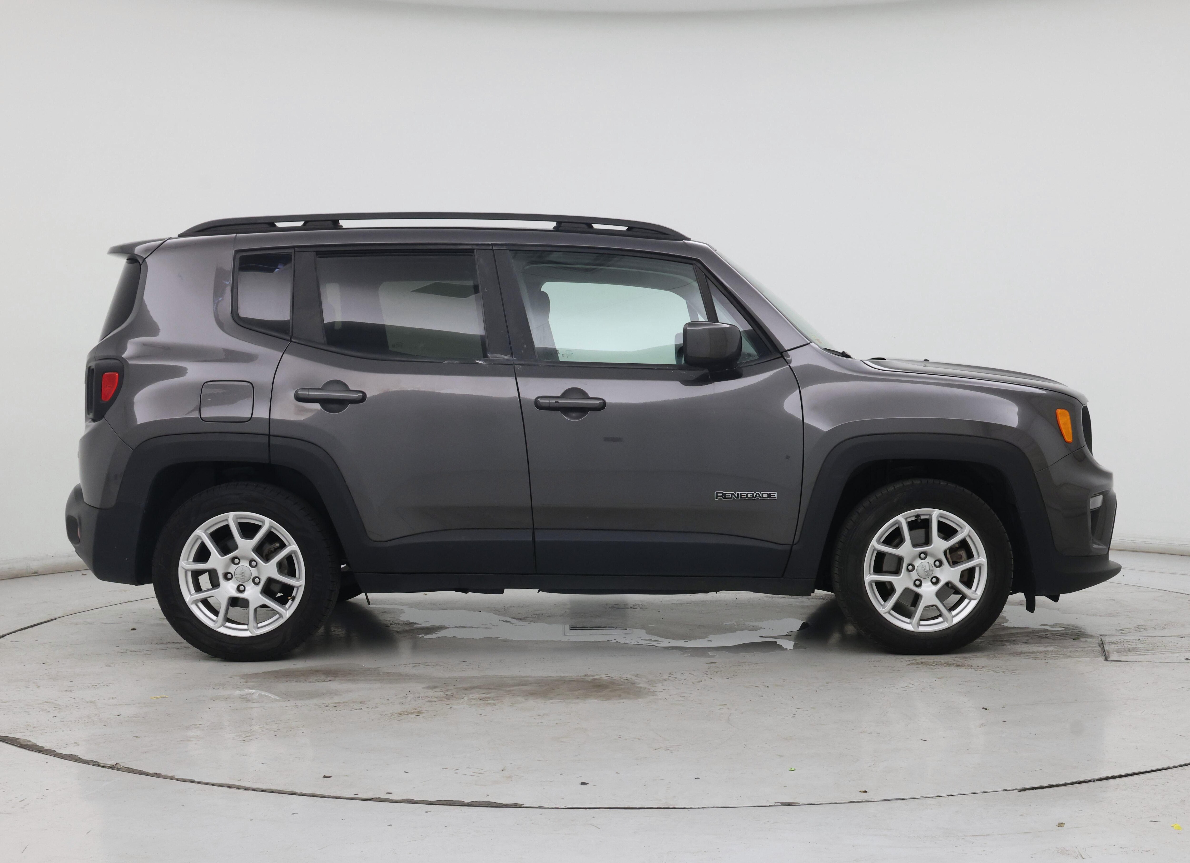 Thumbnail: 2019 Jeep Renegade - 7