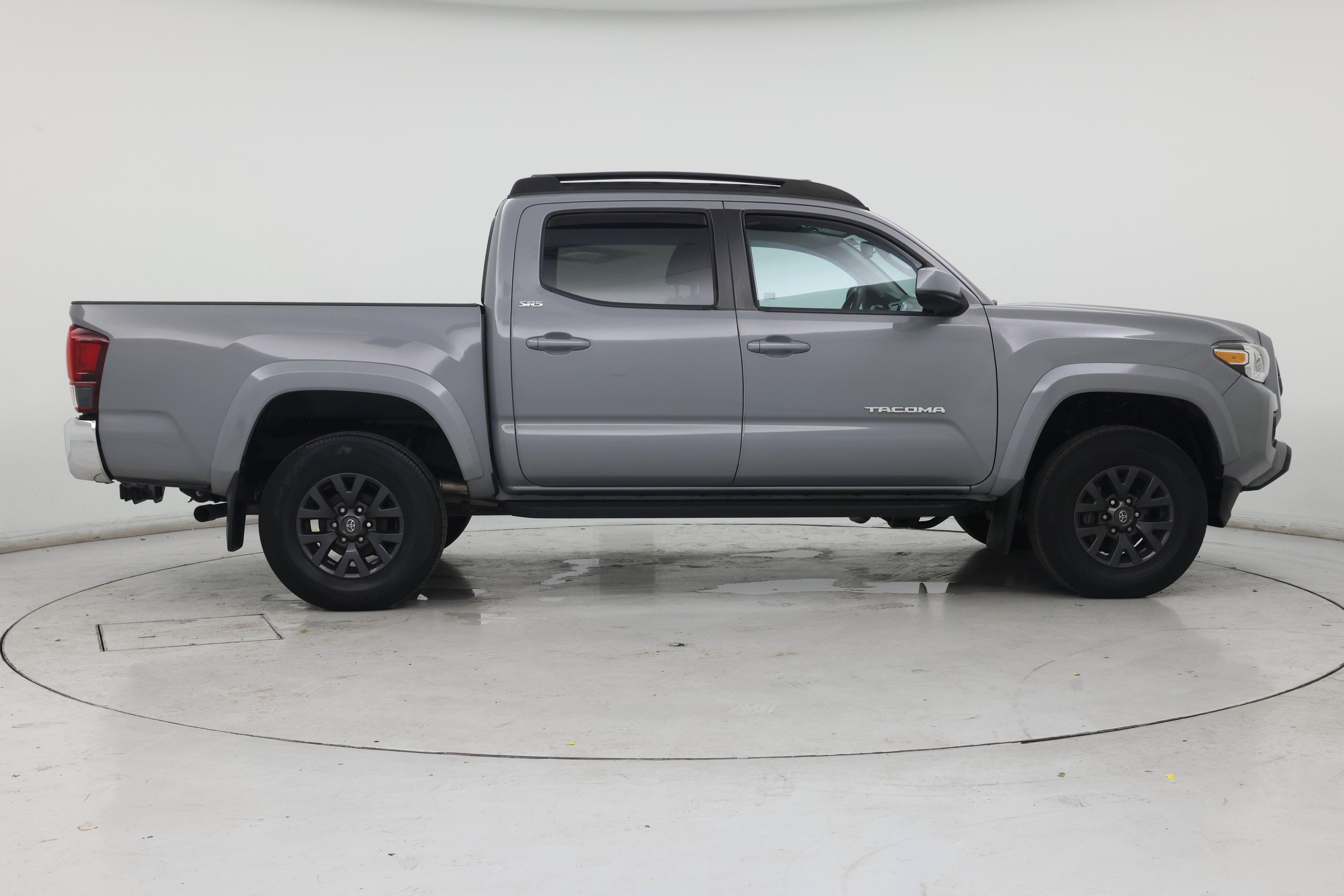 Thumbnail: 2021 Toyota Tacoma - 7