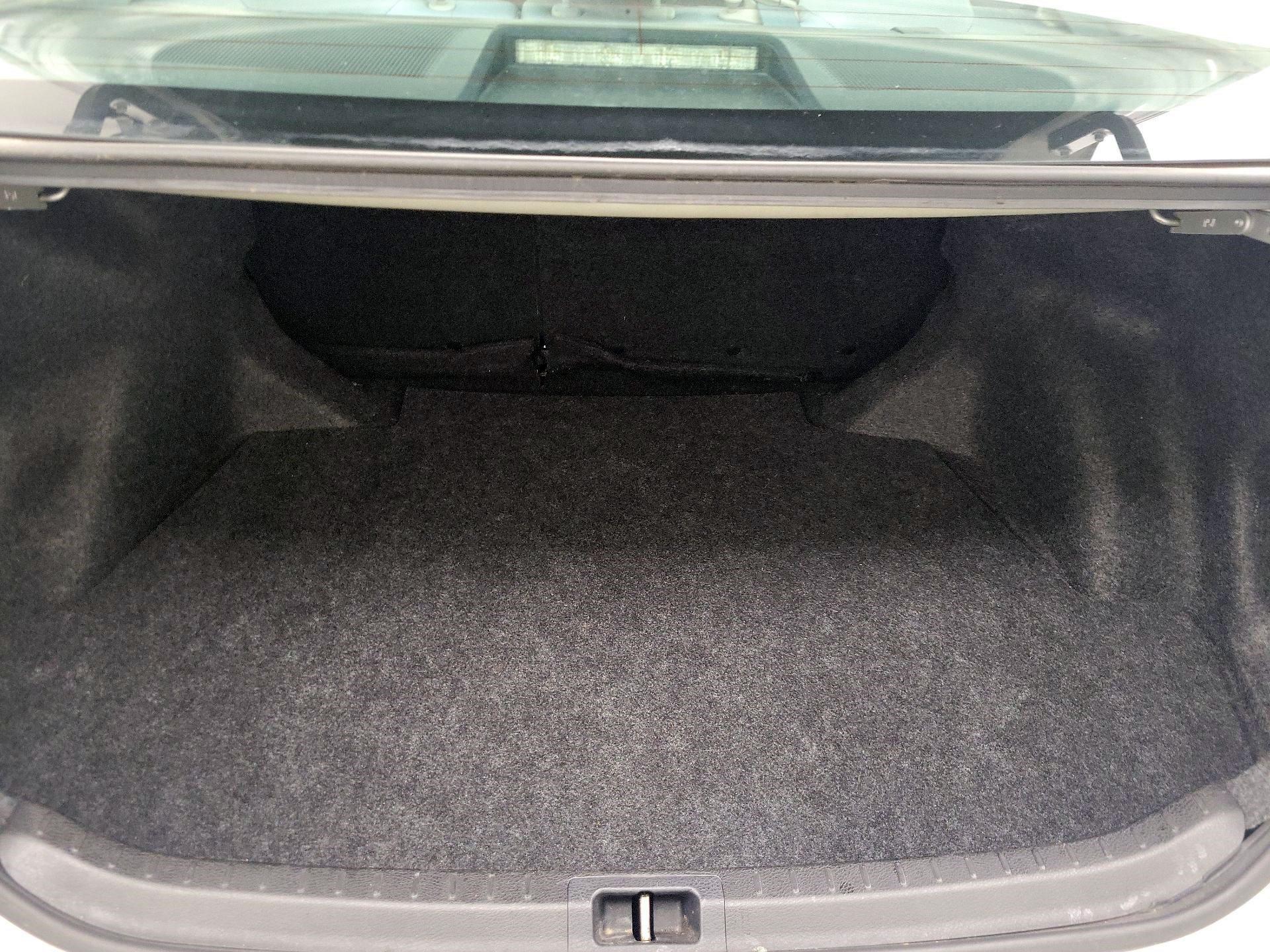 Thumbnail: 2015 Toyota Corolla - 20