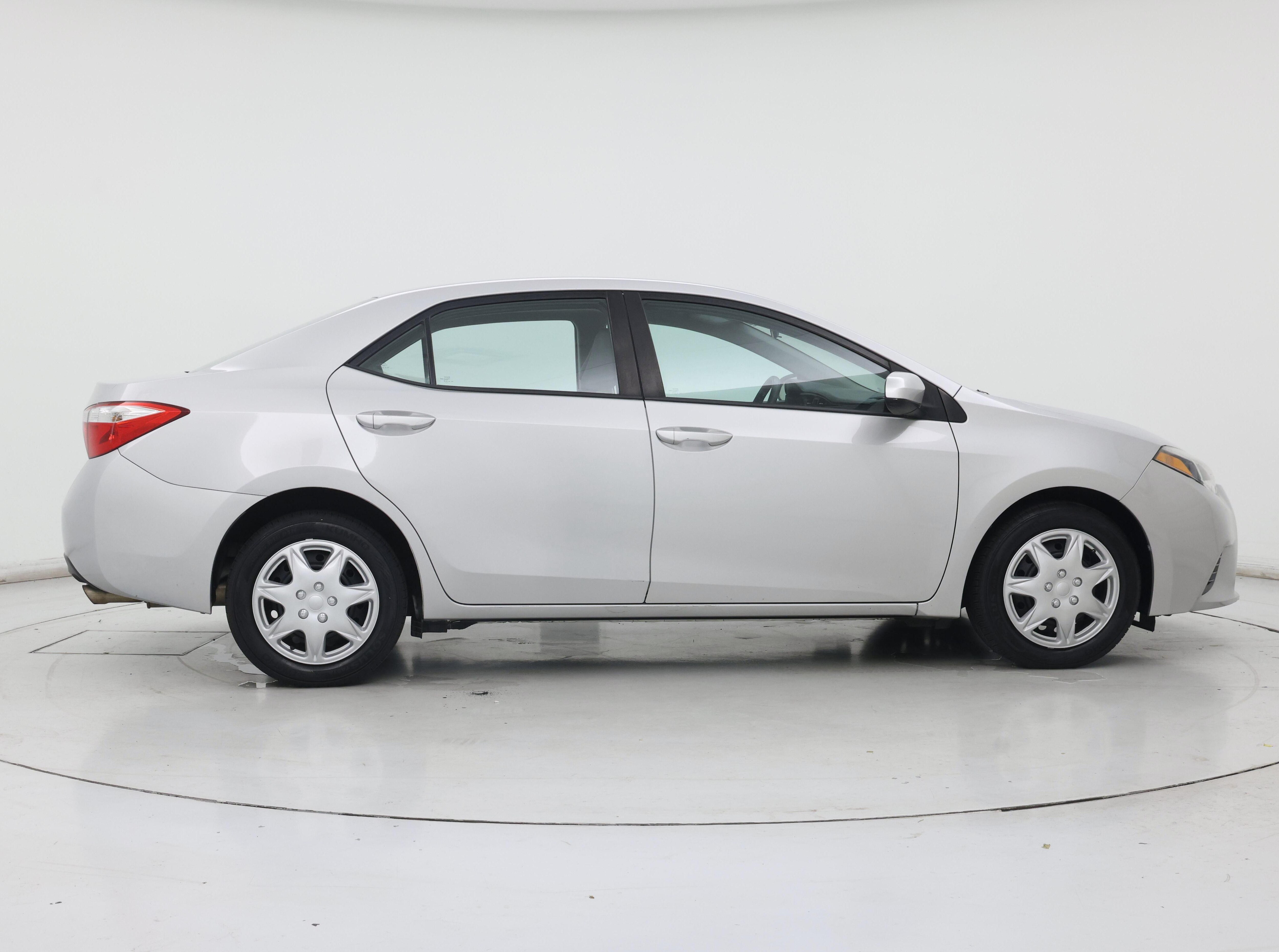 Thumbnail: 2015 Toyota Corolla - 7