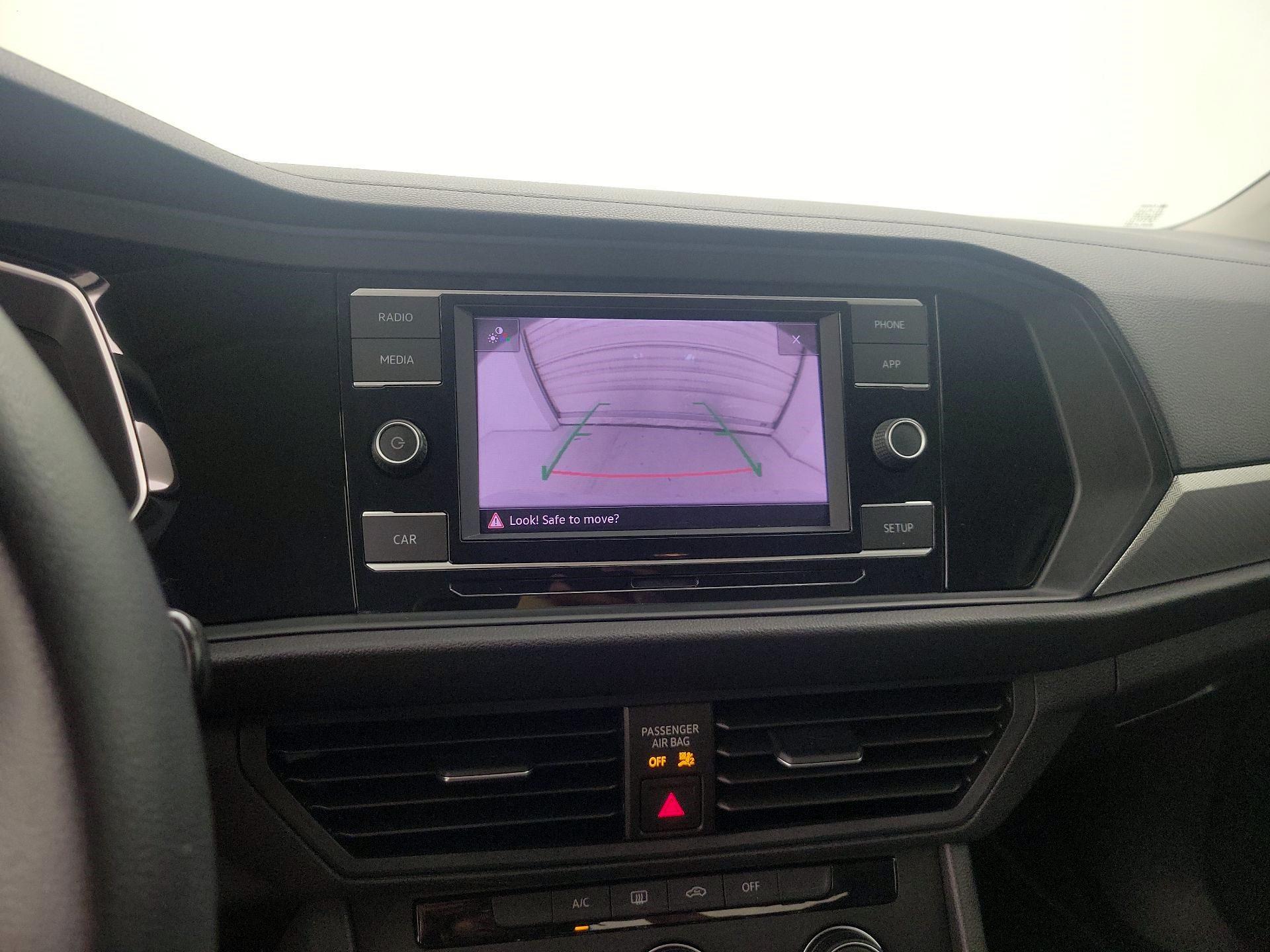 Thumbnail: 2019 Volkswagen Jetta - 14