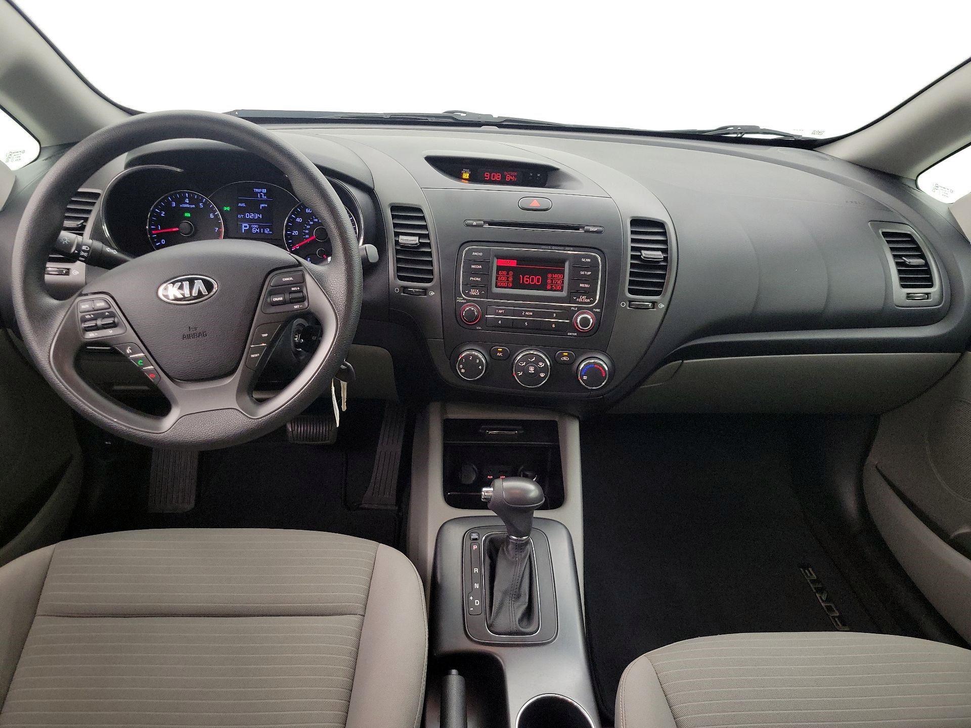 Thumbnail: 2015 Kia Forte - 9