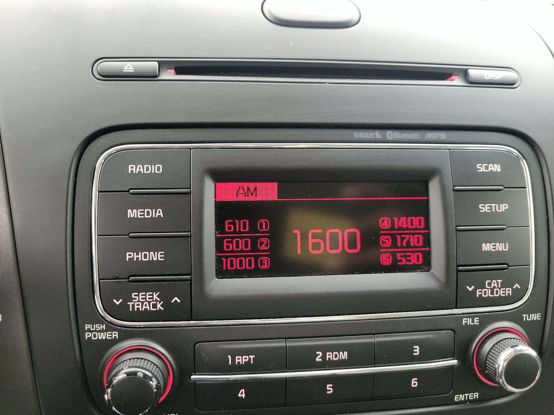 Thumbnail: 2015 Kia Forte - 14