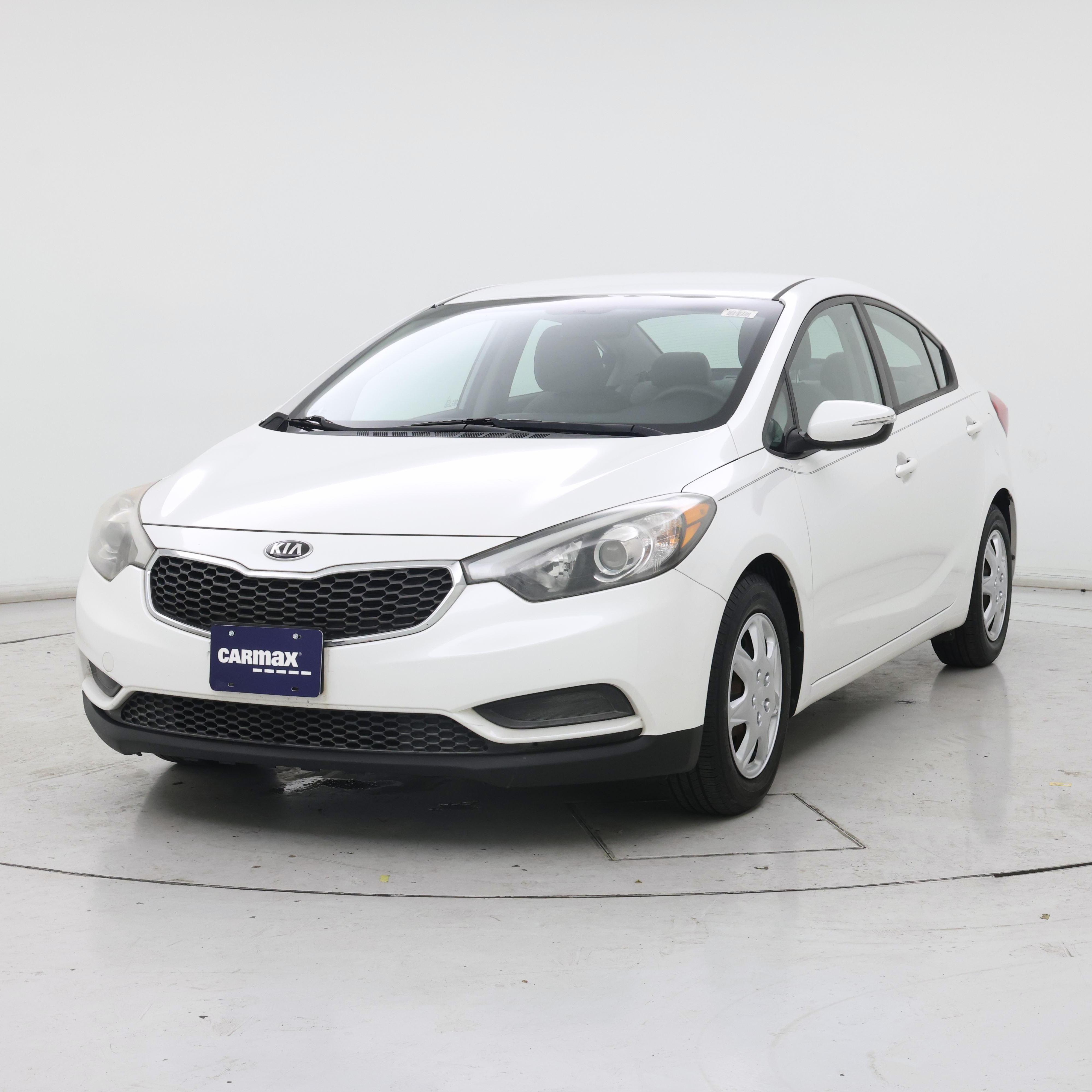 Thumbnail: 2015 Kia Forte - 4