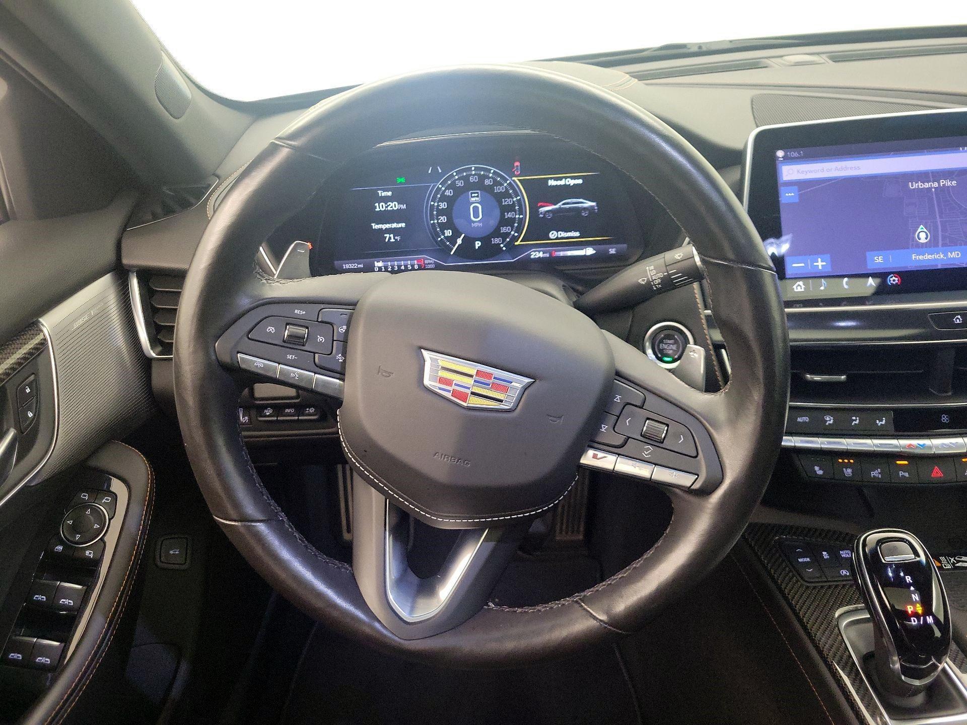 Thumbnail: 2022 Cadillac CT5 - 10