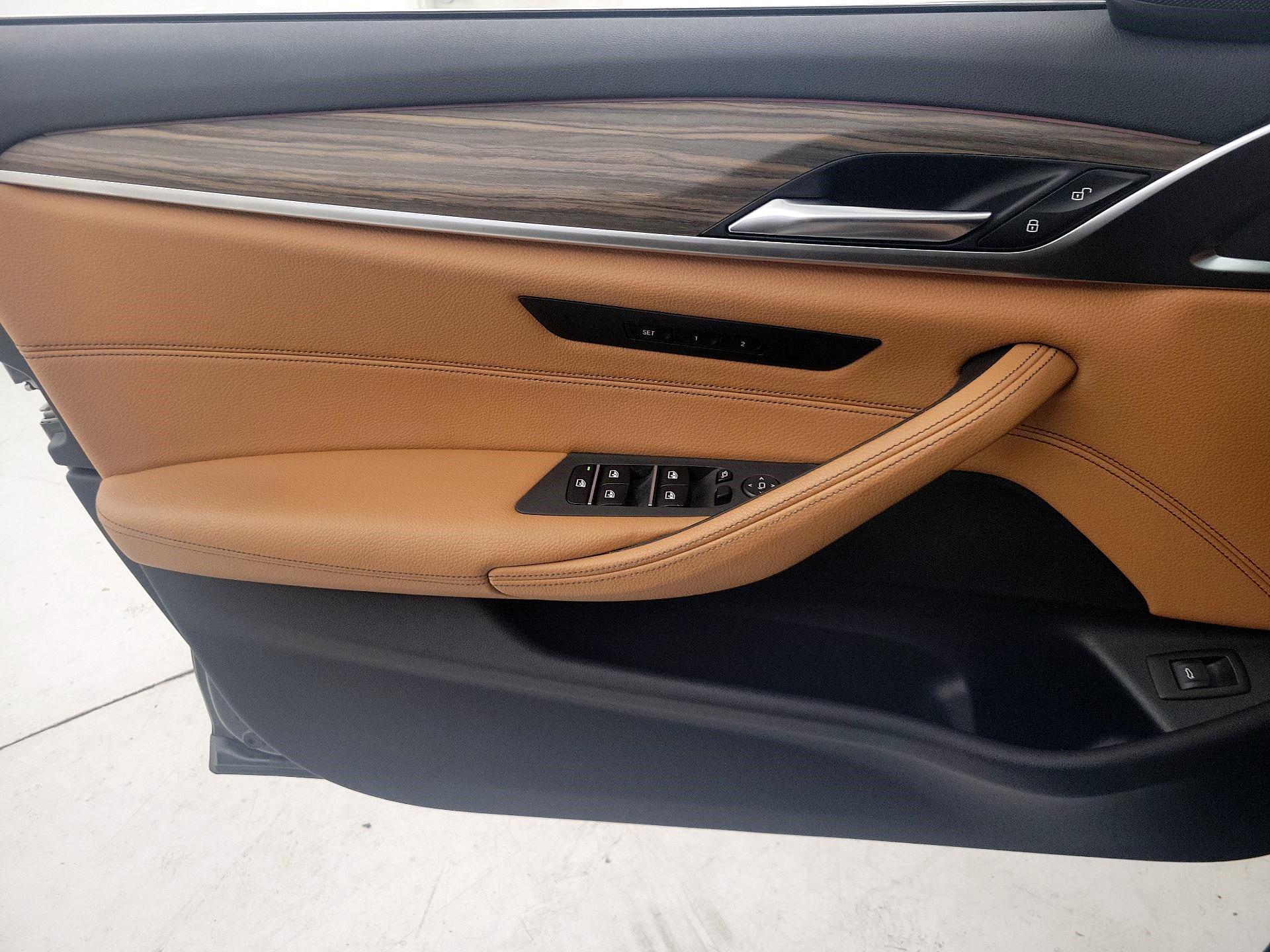 Thumbnail: 2019 BMW 5 Series - 12