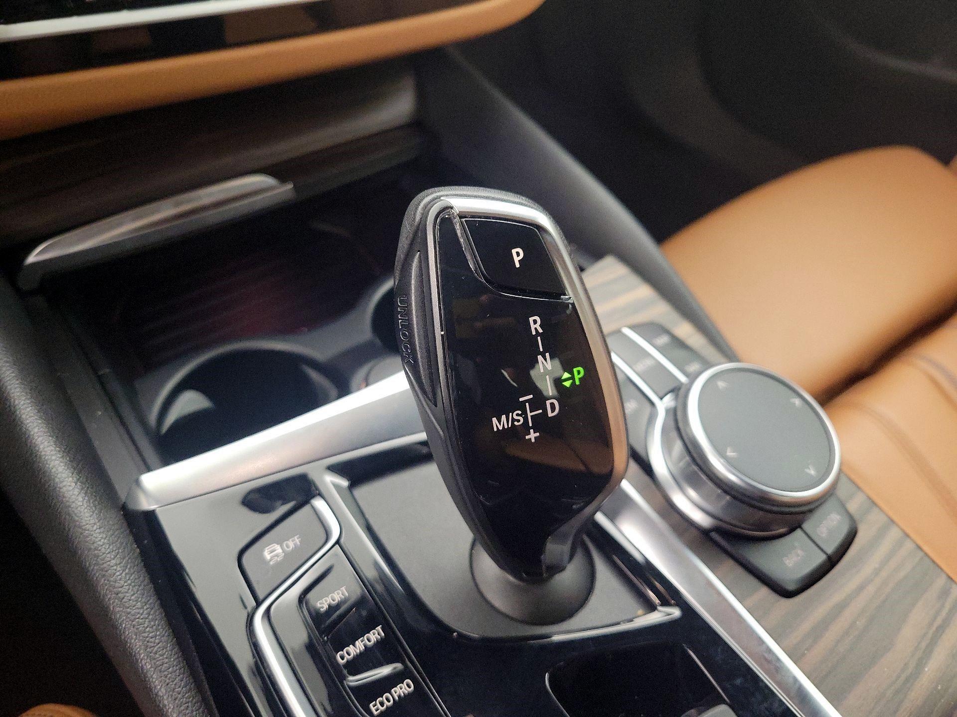 Thumbnail: 2019 BMW 5 Series - 18