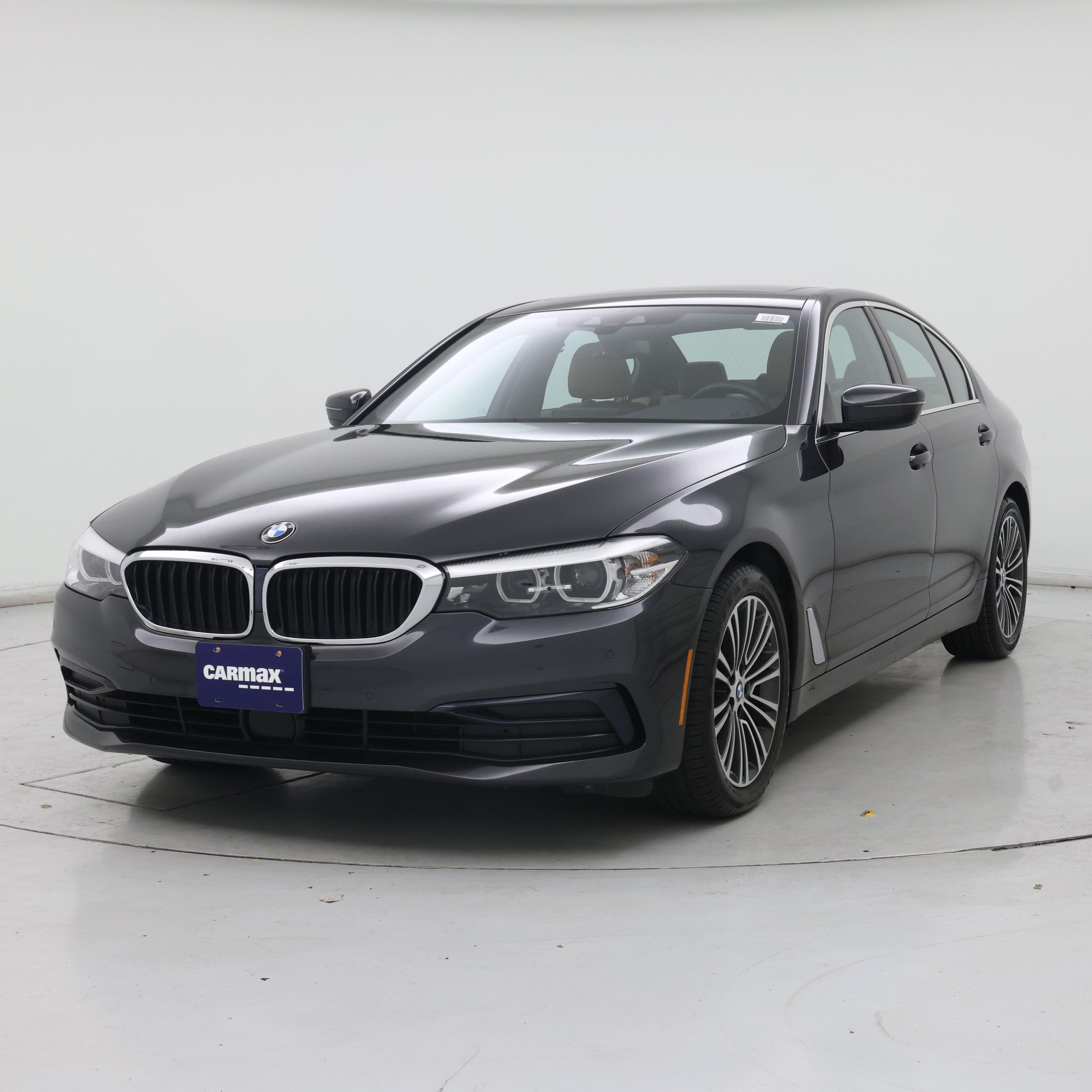 Thumbnail: 2019 BMW 5 Series - 4