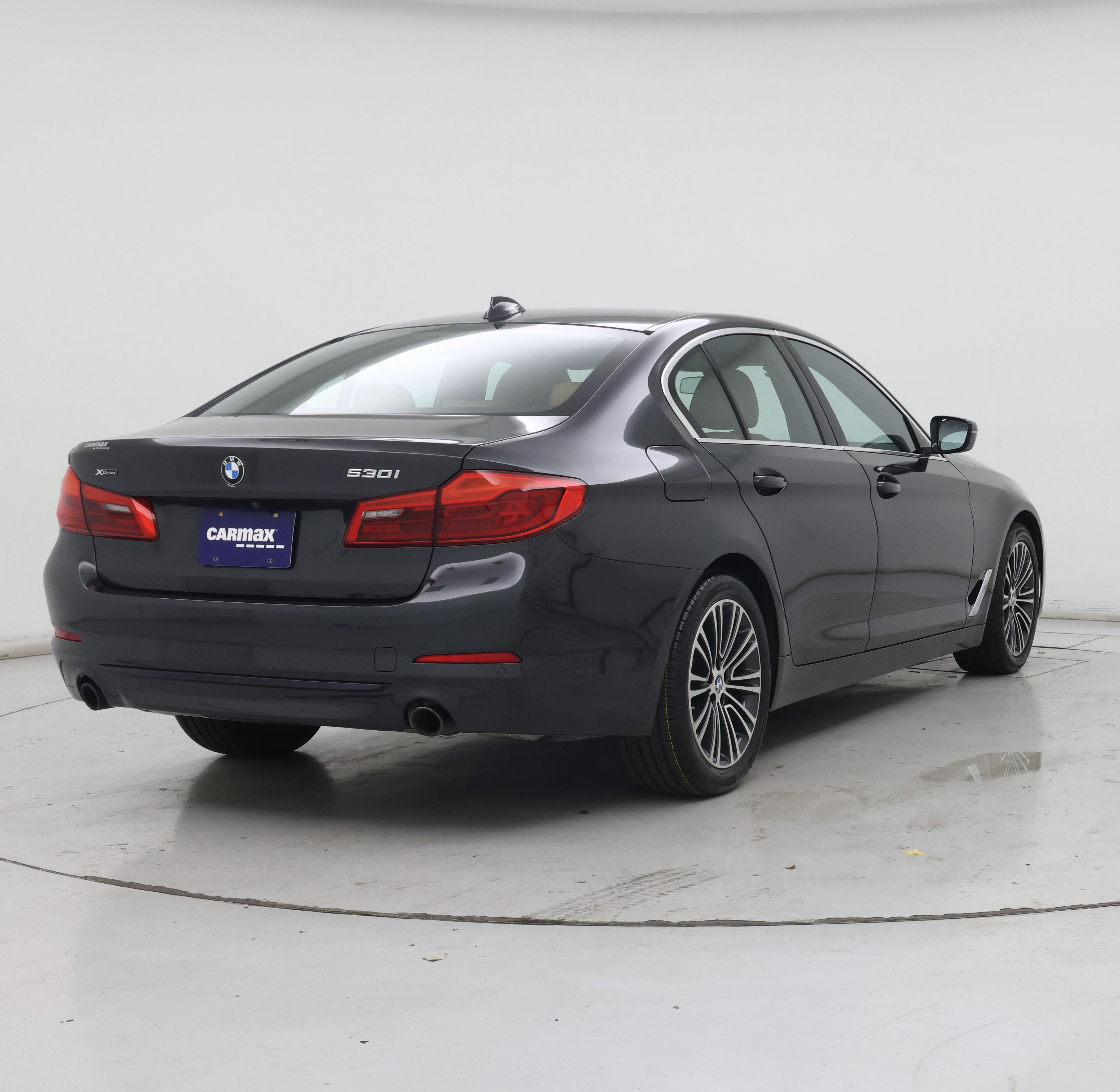 Thumbnail: 2019 BMW 5 Series - 8