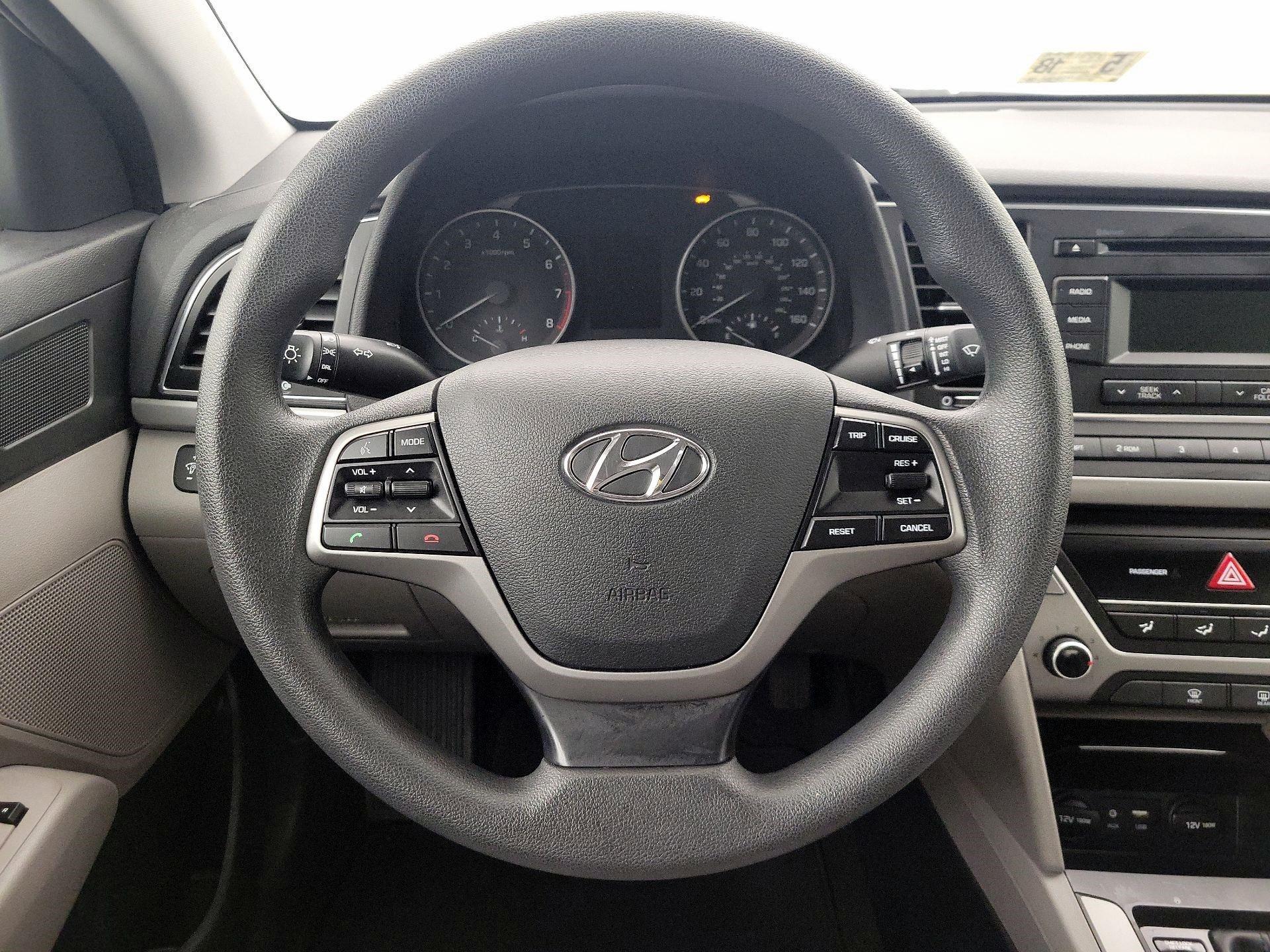 Thumbnail: 2017 Hyundai Elantra - 10