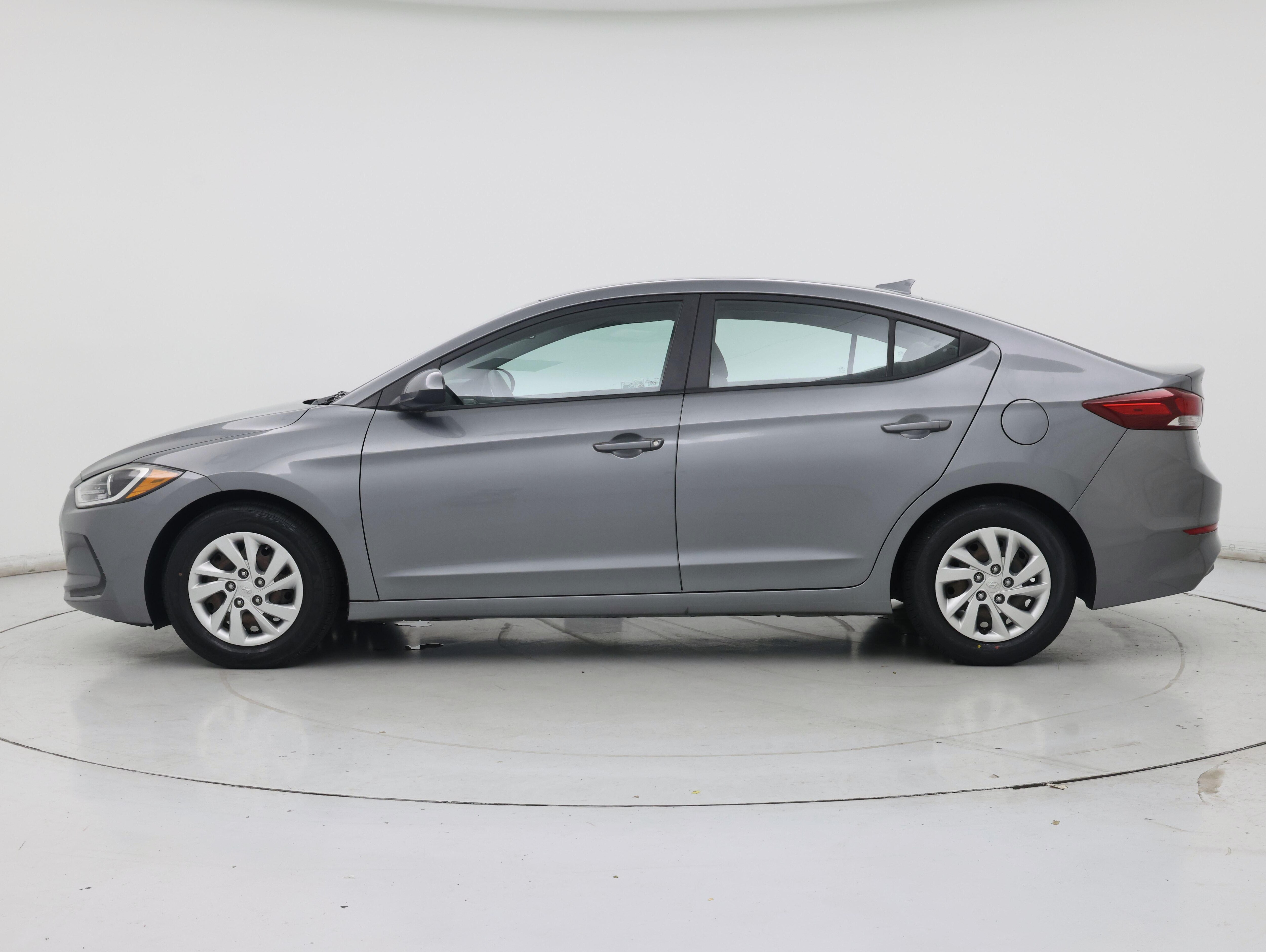 Thumbnail: 2017 Hyundai Elantra - 3
