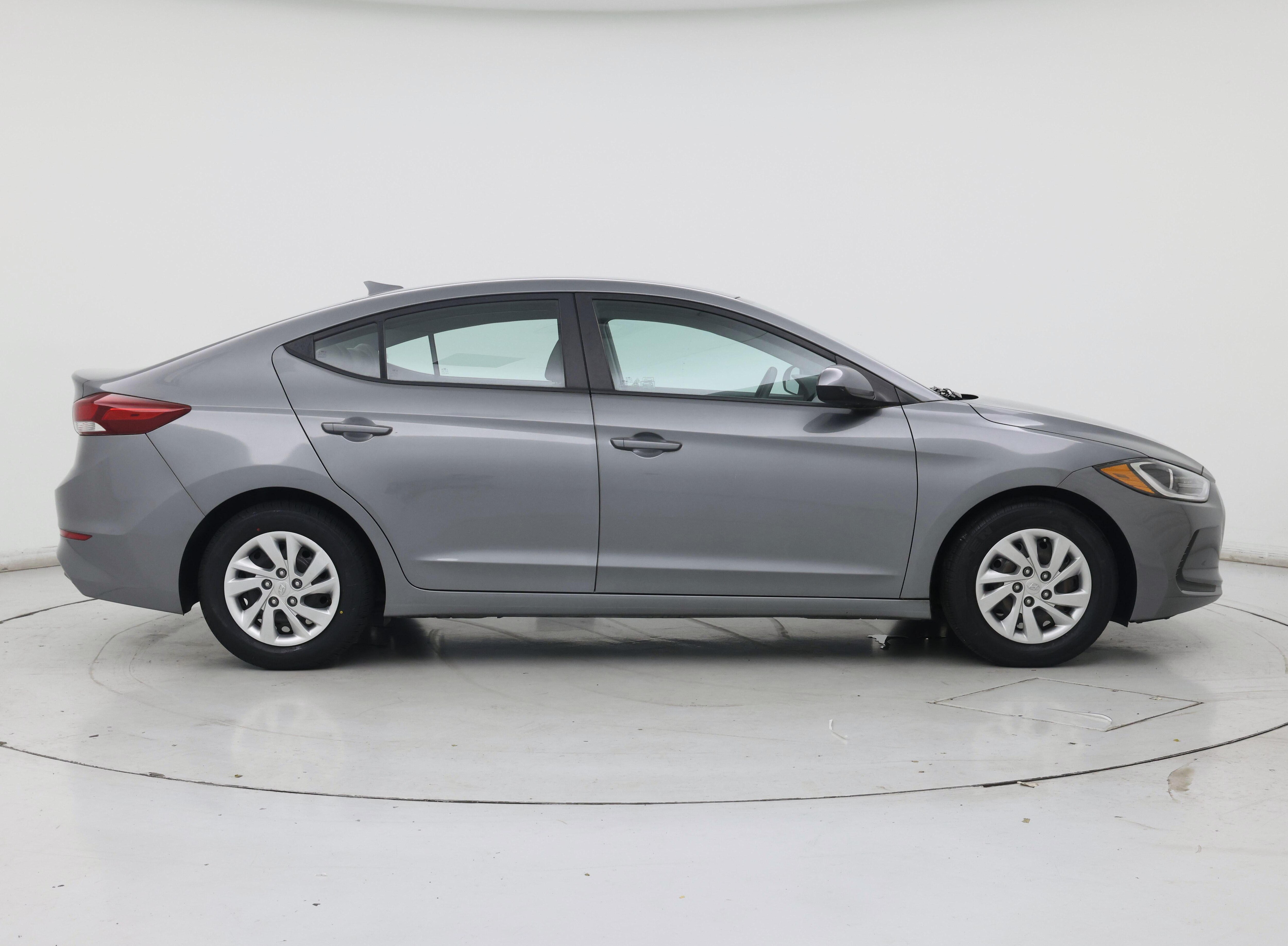 Thumbnail: 2017 Hyundai Elantra - 7