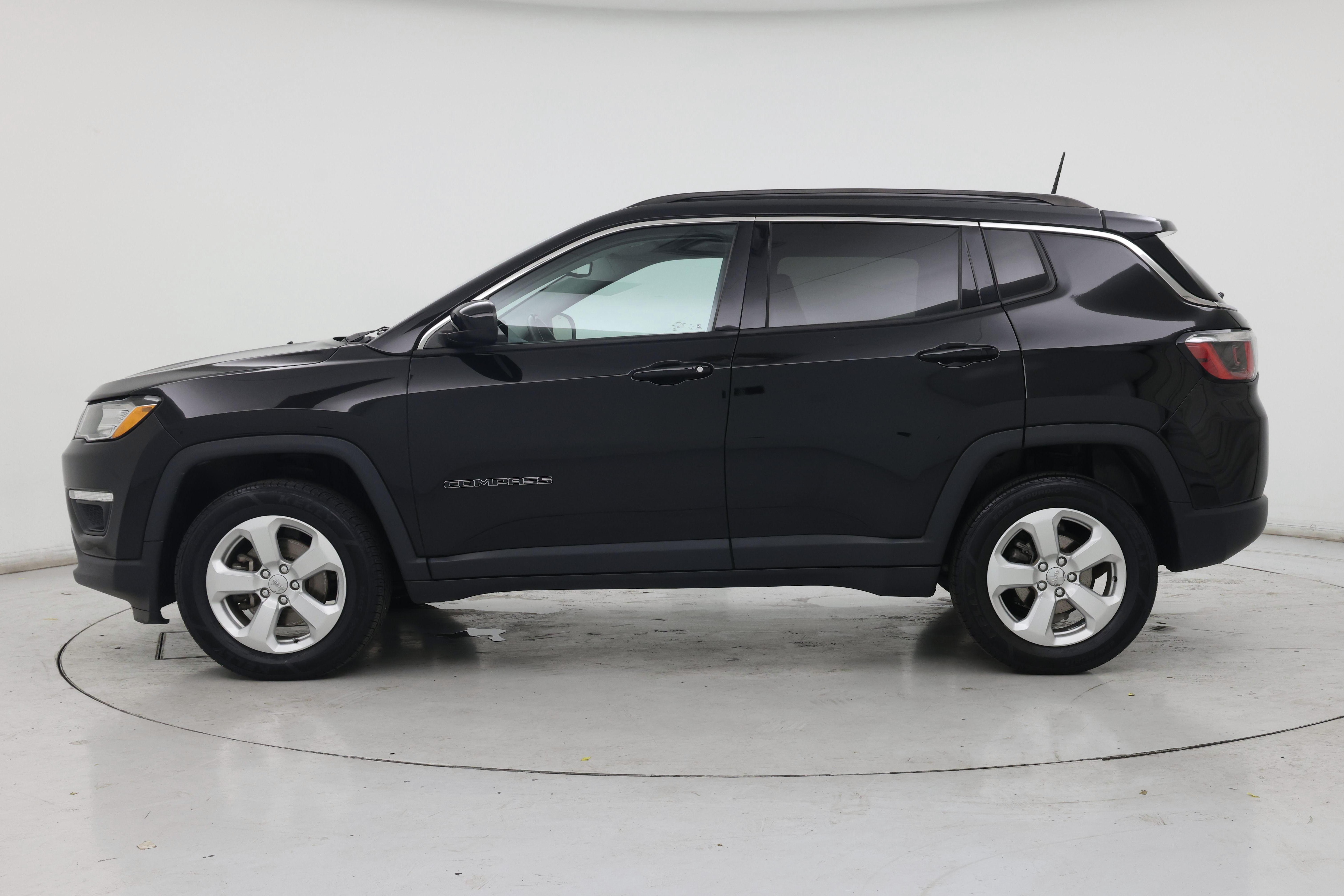 Thumbnail: 2018 Jeep Compass - 3