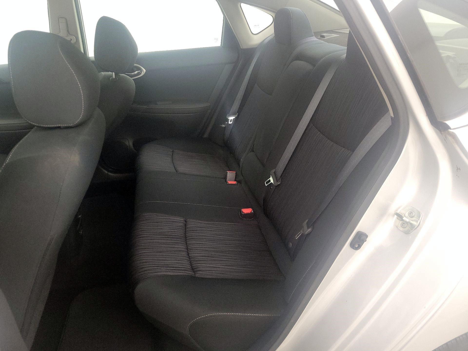 Thumbnail: 2019 Nissan Sentra - 19