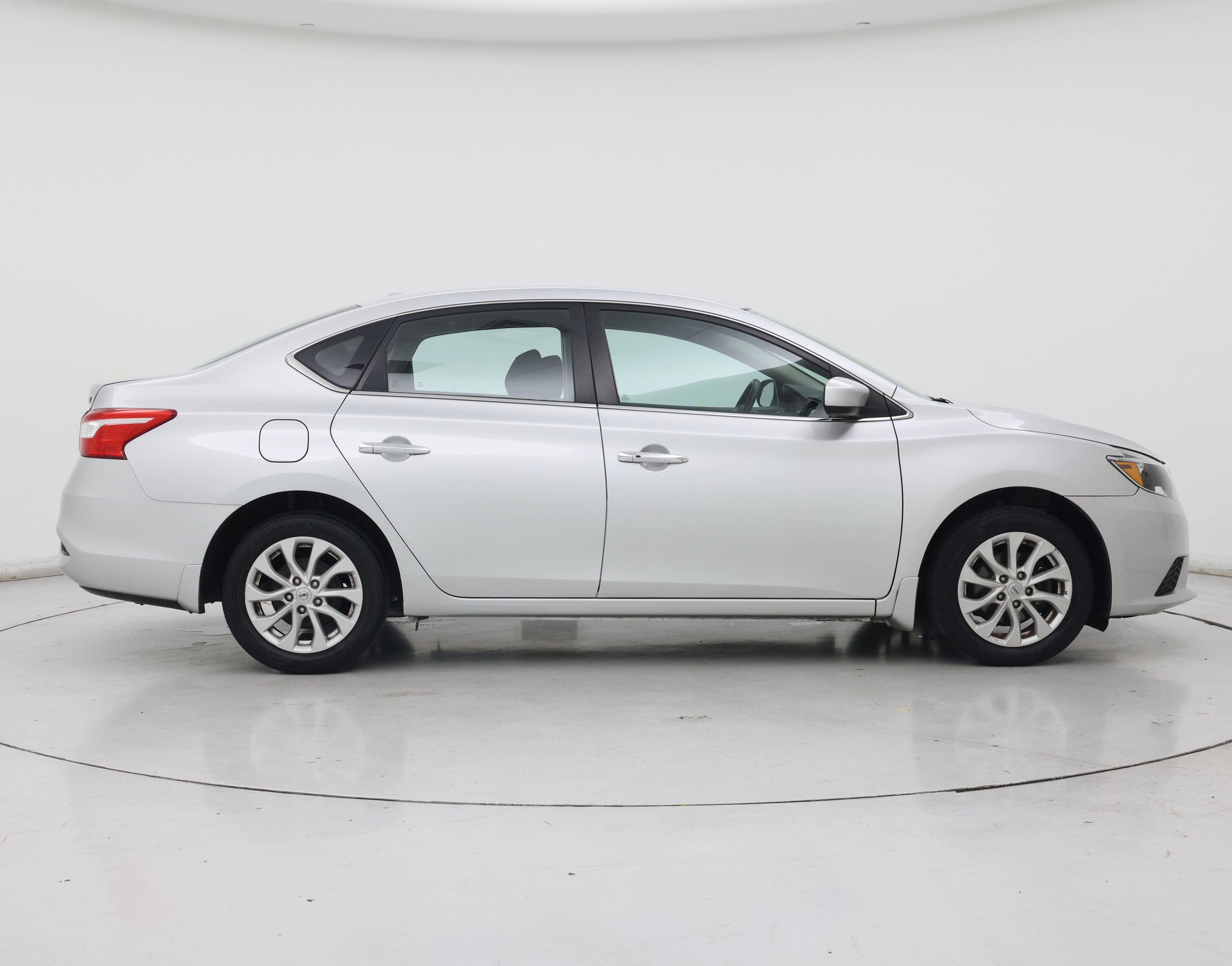 Thumbnail: 2019 Nissan Sentra - 7