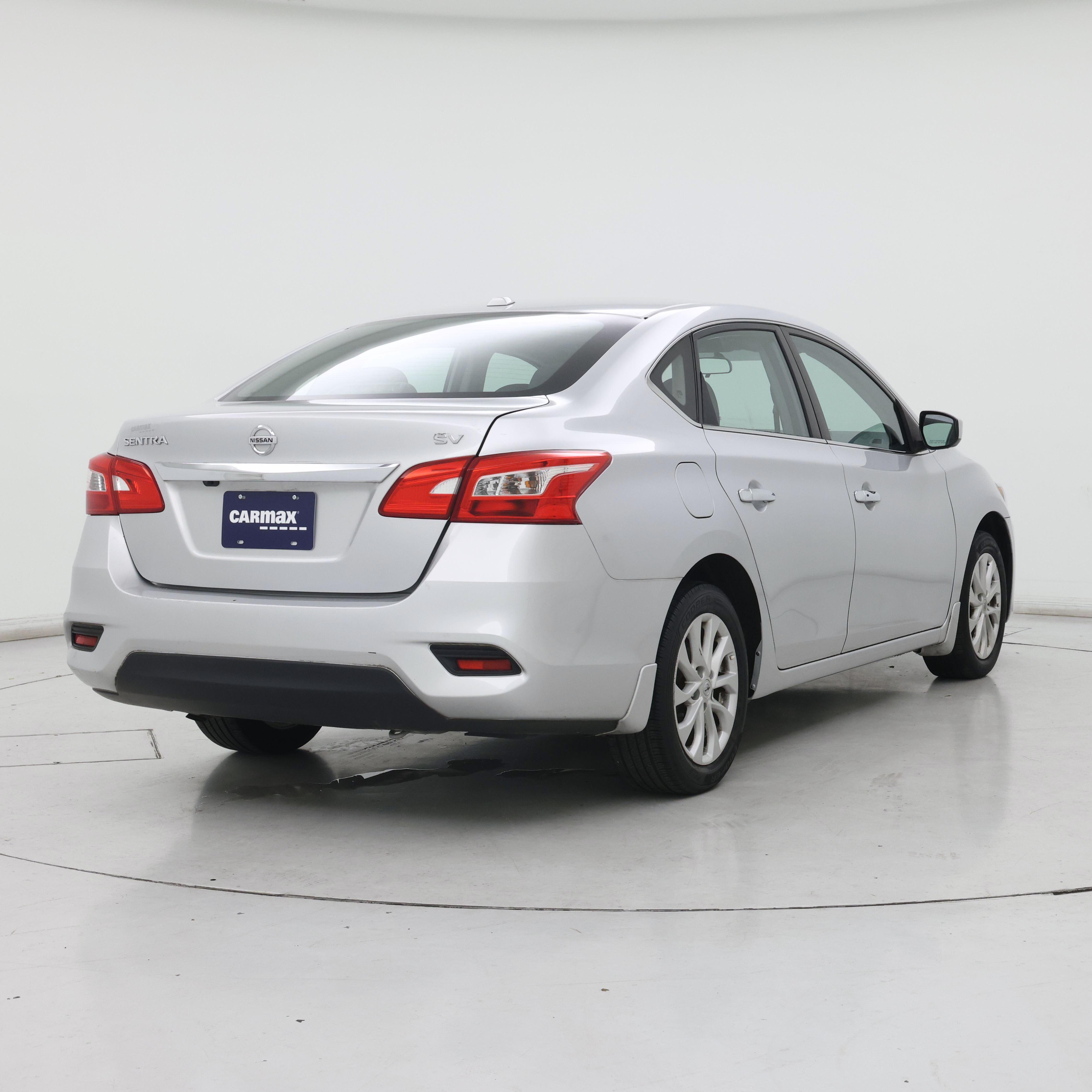 Thumbnail: 2019 Nissan Sentra - 8