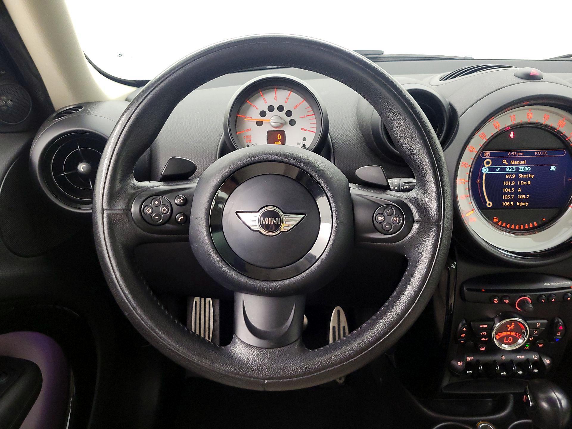 Thumbnail: 2014 MINI Cooper Countryman - 10