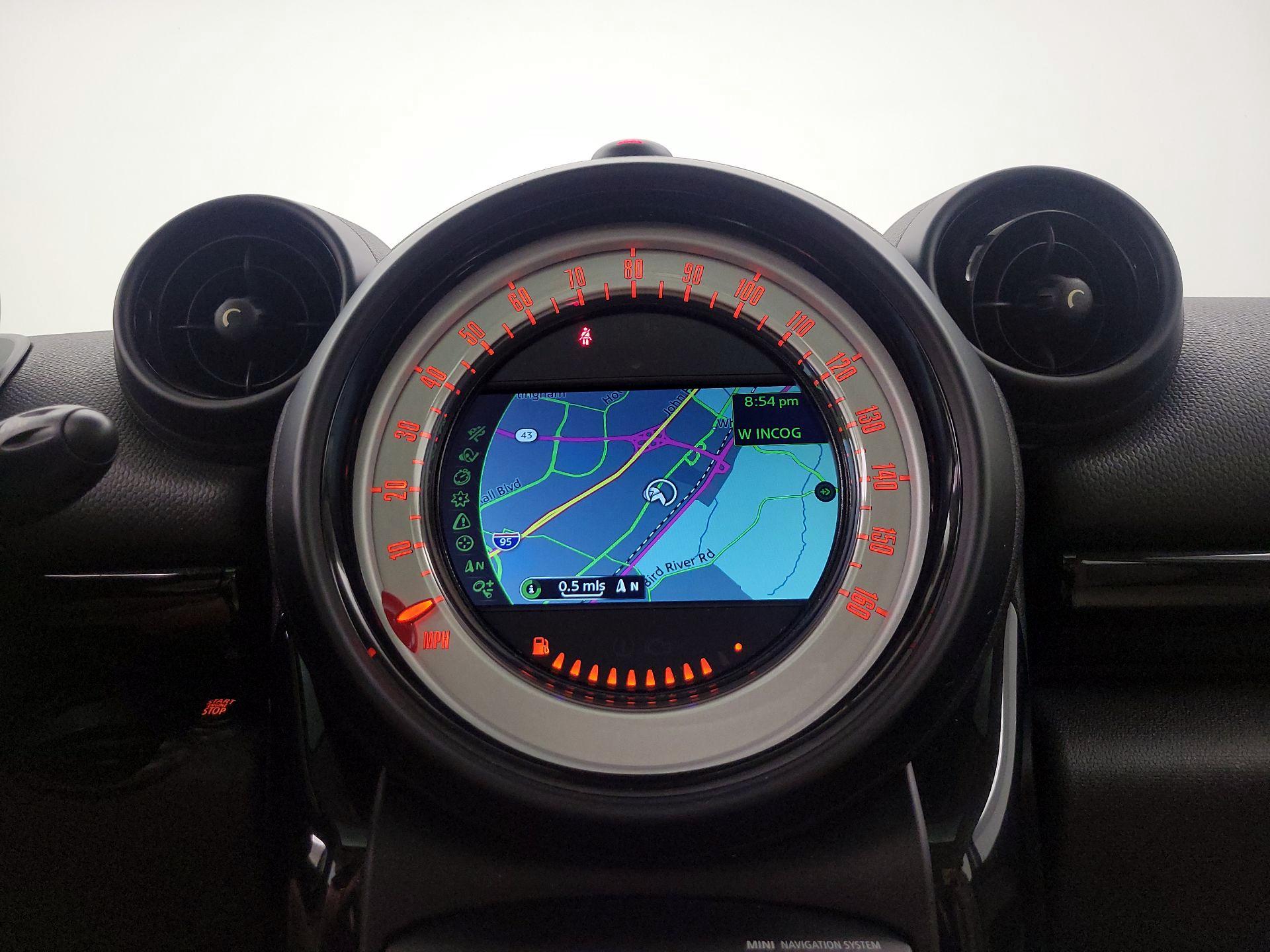 Thumbnail: 2014 MINI Cooper Countryman - 13