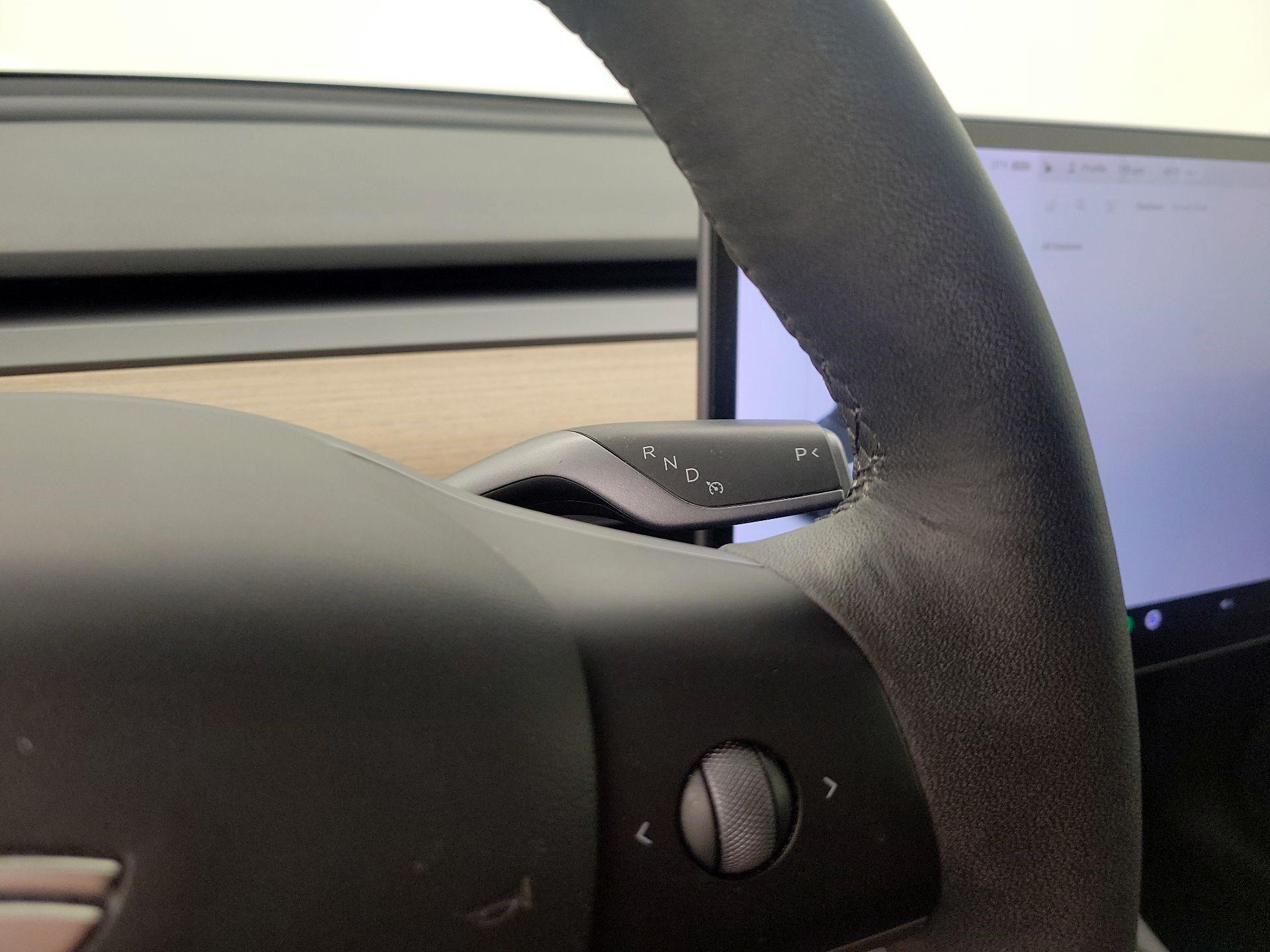 Thumbnail: 2021 Tesla Model Y - 17